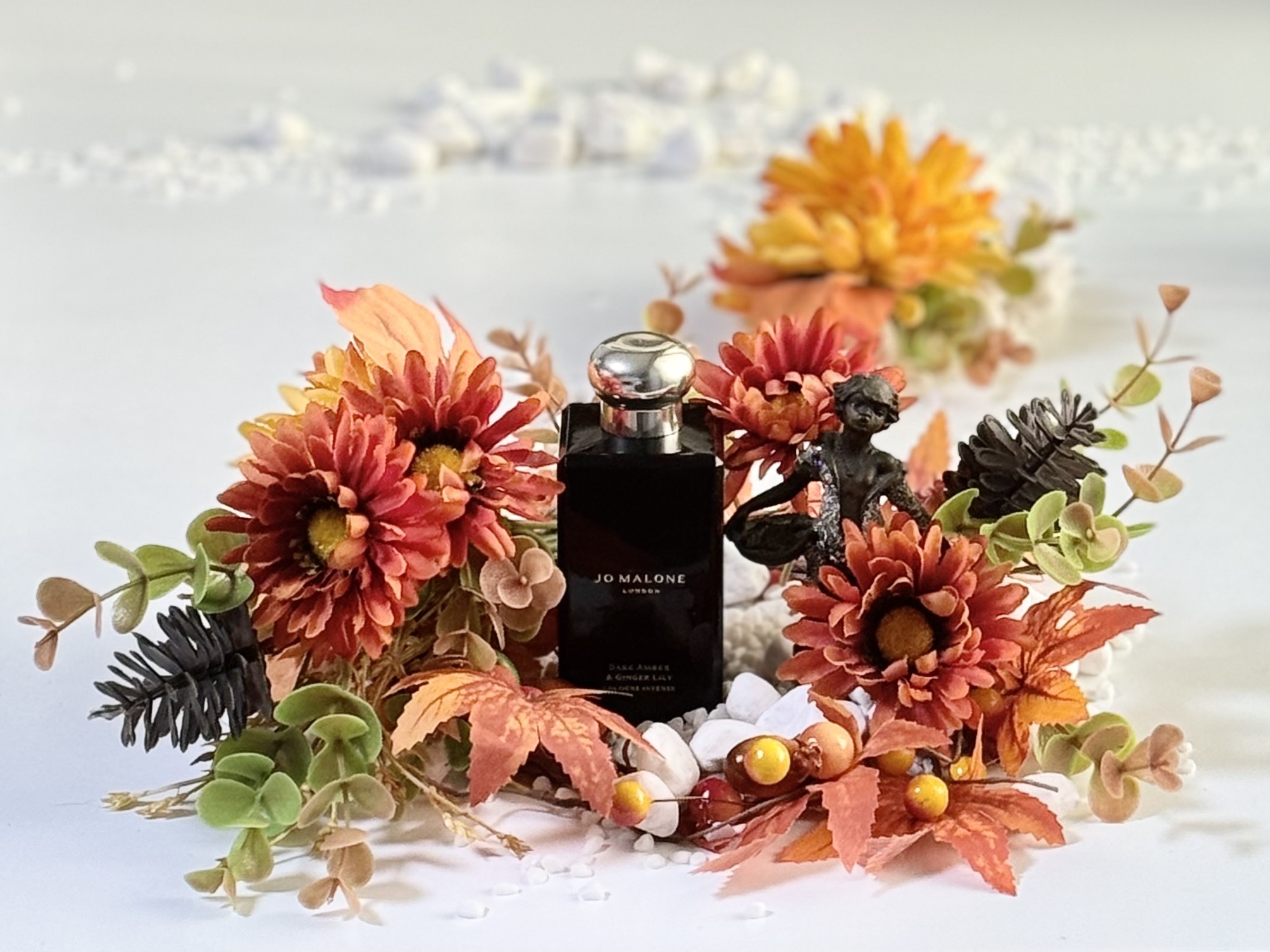 Jo Malone Dark Amber & Ginger Lily Cologne Intense 100ml 착용 스타일