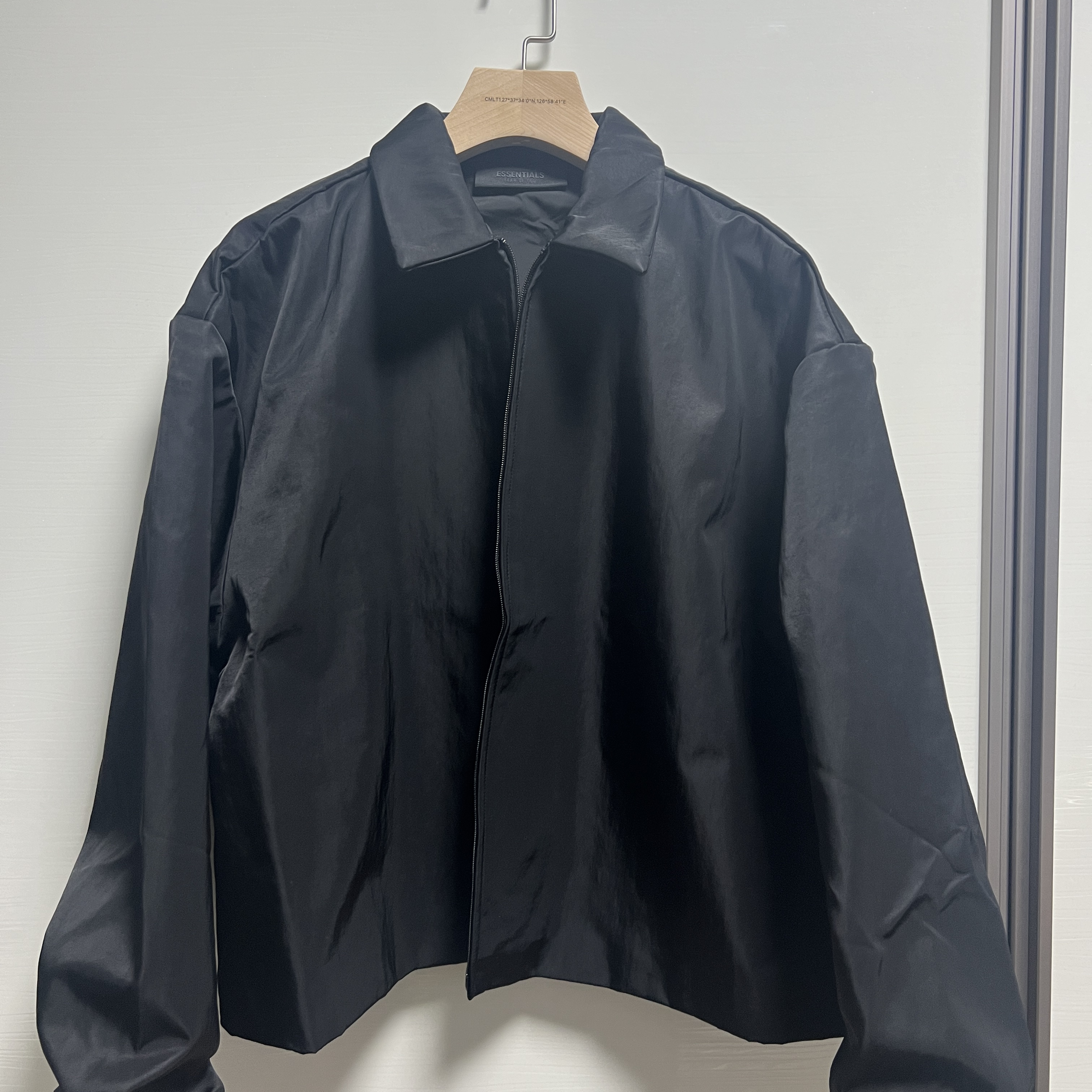 Essentials Textured Nylon Trucker Jacket Black - 24FW 착용 스타일 - 2