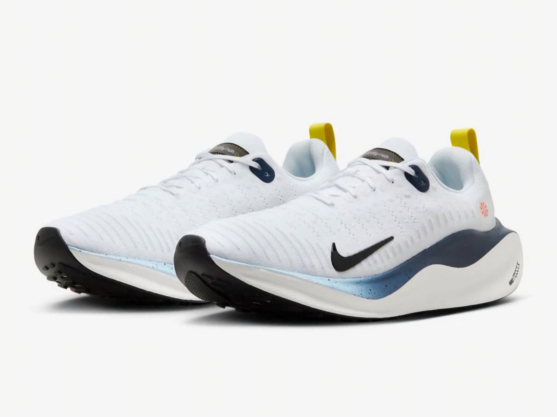 Nike ReactX Infinity Run 4 White Speed Red Speed Yellow Black 착용 스타일