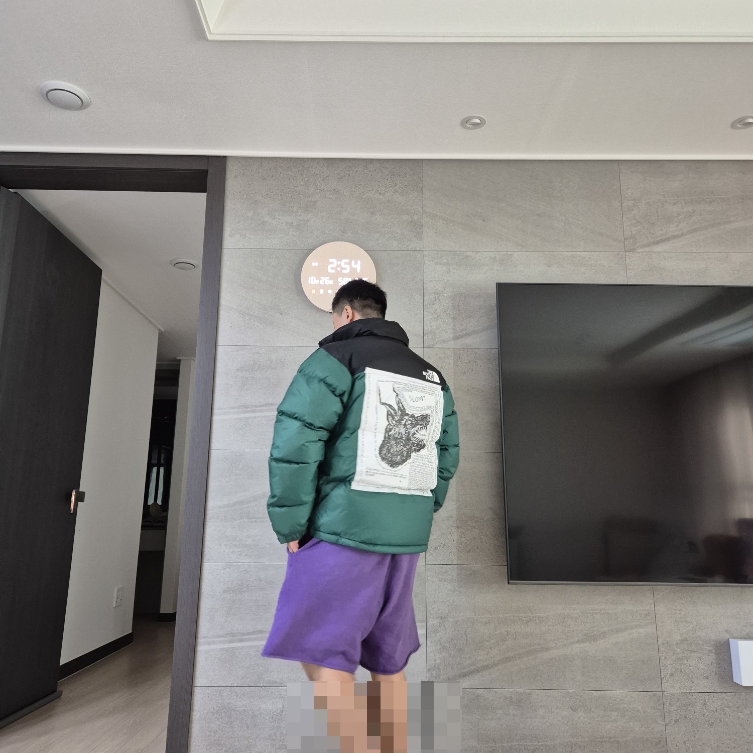 Supreme x The North Face Nuptse Jacket Green - 24FW 착용 스타일 - 4