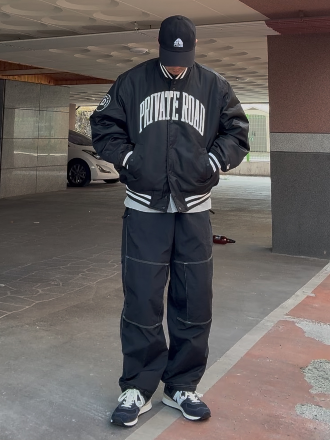 Supreme x Nike ACG Denim 6-Panel Black - 22FW, Supreme x Nike Ripstop Track Pants Black - 24SS 착용 스타일