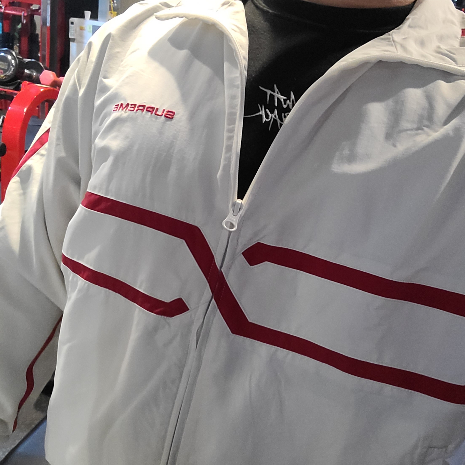 Supreme Inset Link Track Jacket Light Grey - 24SS 착용 스타일