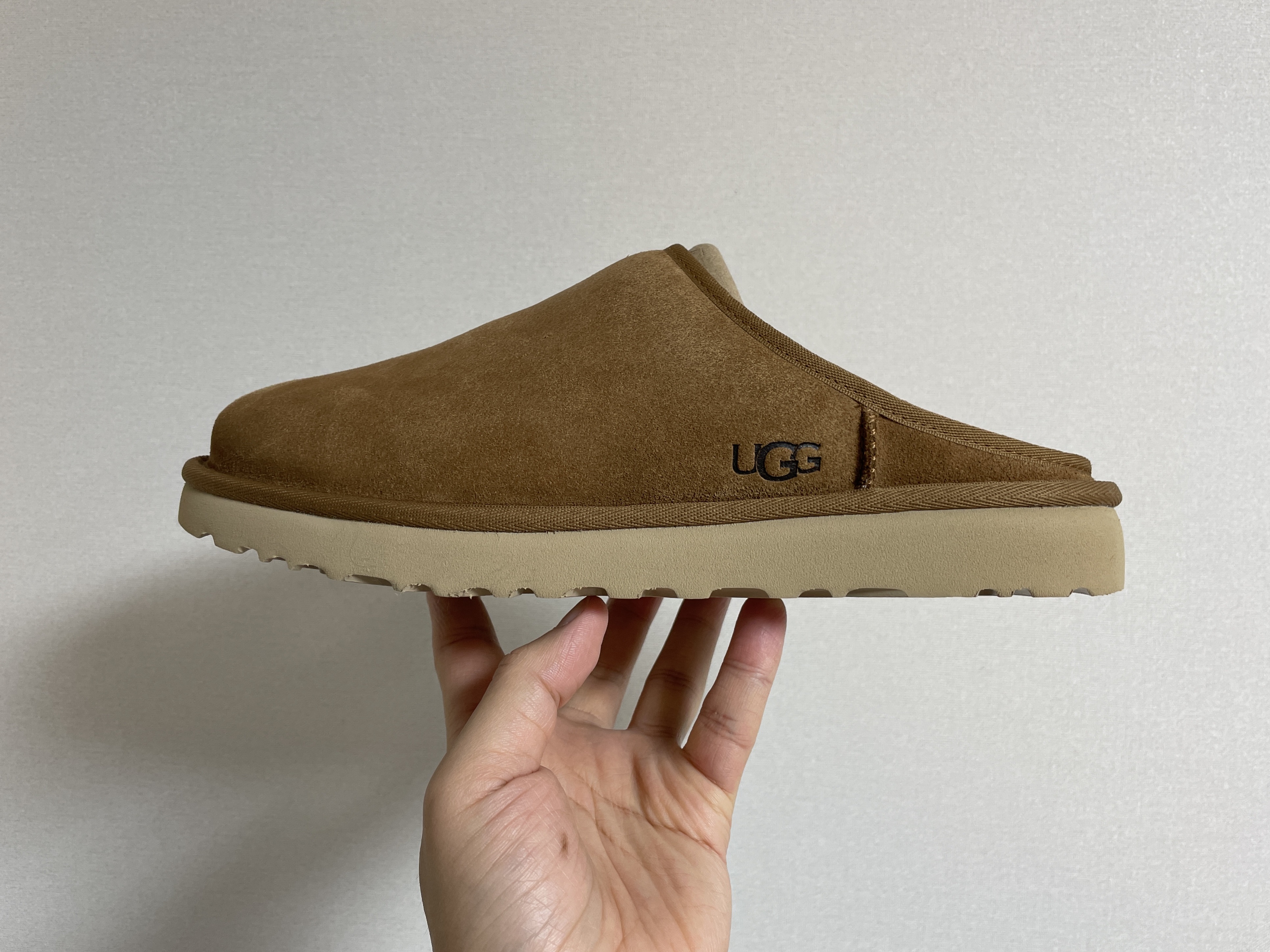 UGG Classic Slip-On Chestnut 착용 스타일 - 2