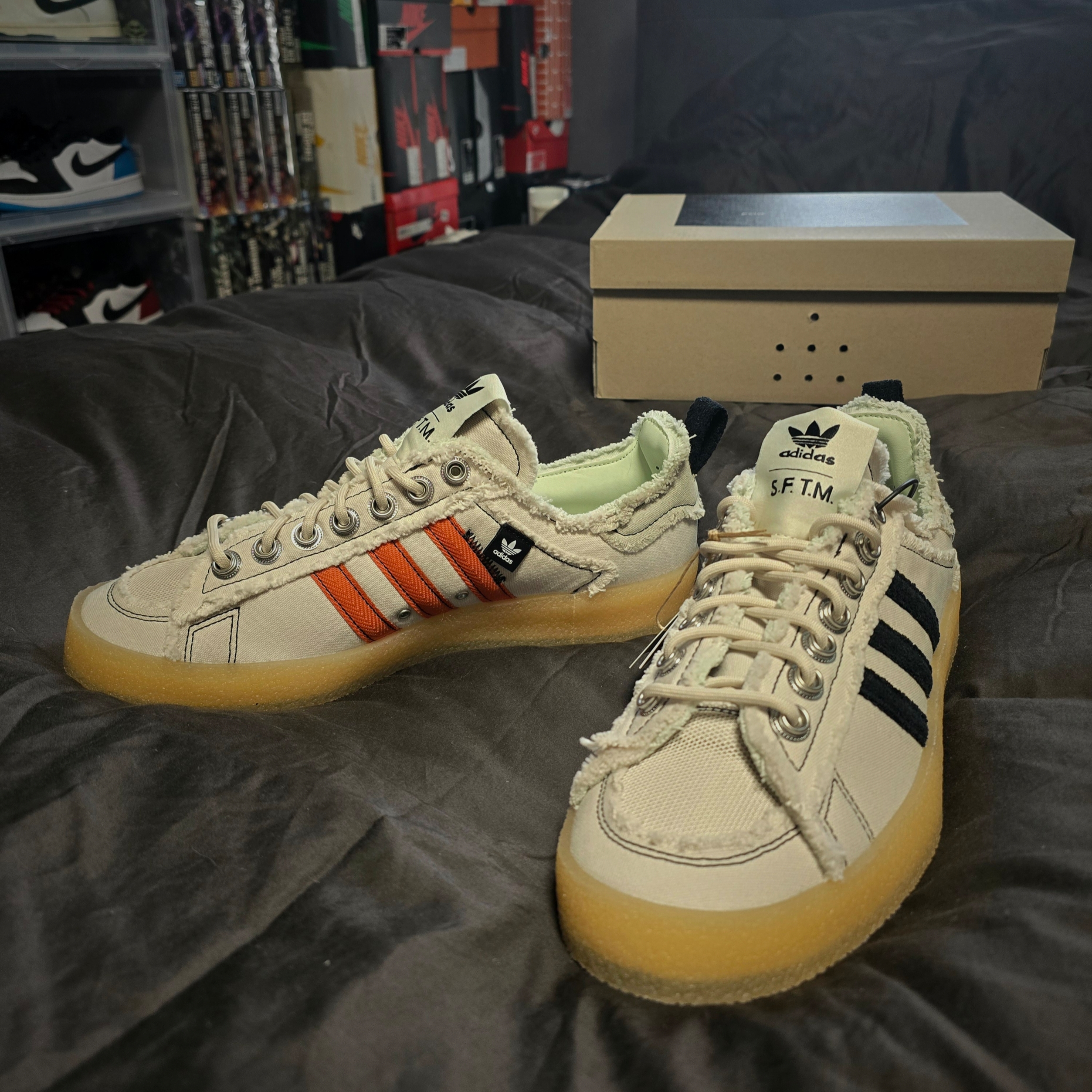 Adidas x Song for the Mute Campus 80s Bliss Core Black 착용 스타일 - 2