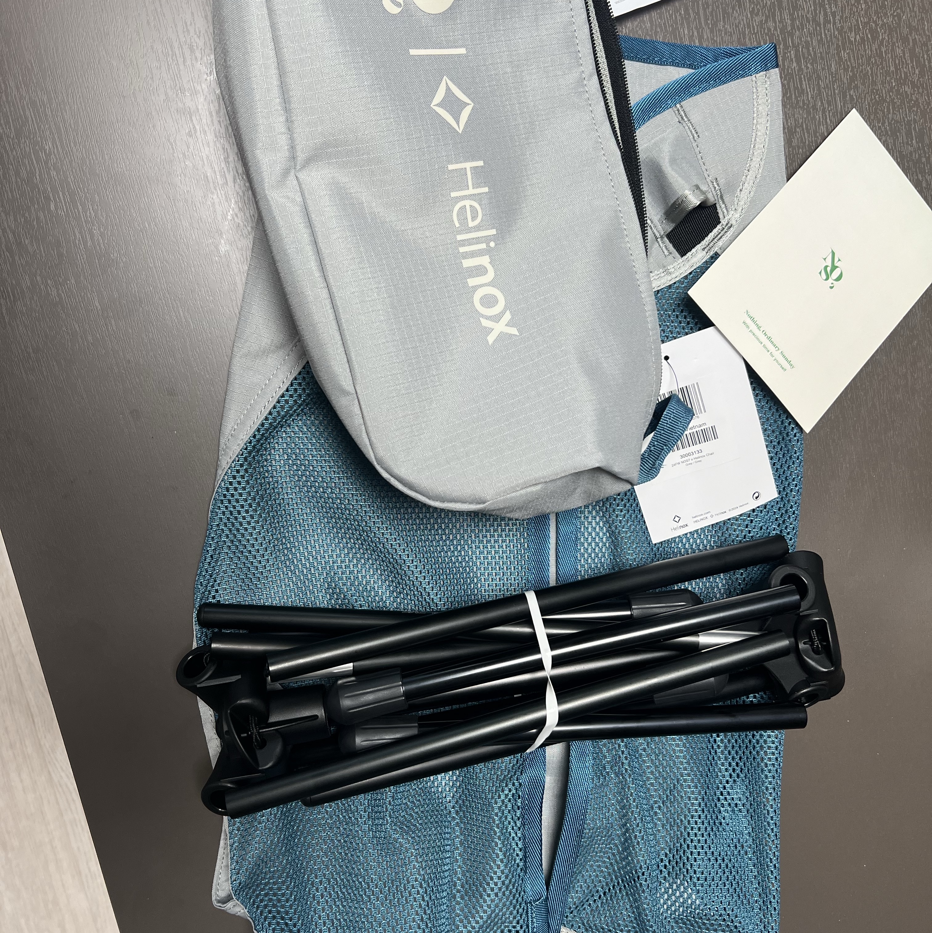 Helinox x NOS7 Chair Grey 착용 스타일 - 2