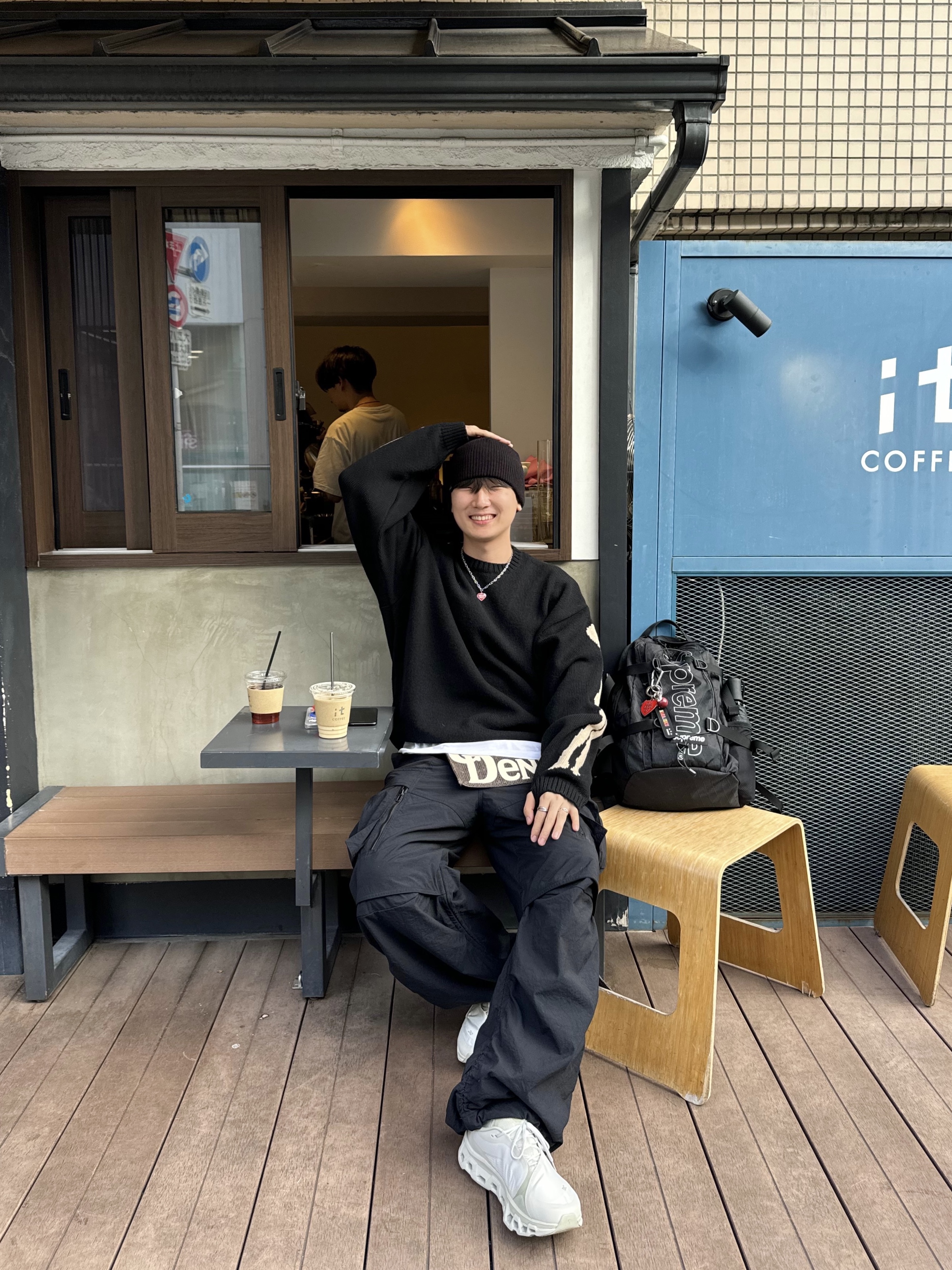 Kapital 5G Wool Bone Crewneck Sweater Black, Kapital 13 oz. Denim Damaged Denim Repairspt Short Ad Apron Indigo (Processing) 착용 스타일