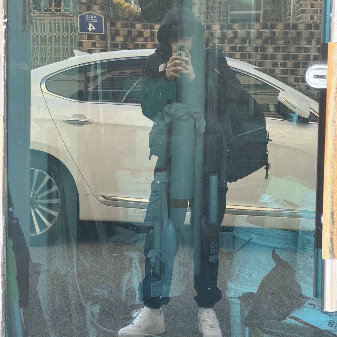 The North Face 1996 Retro Nuptse Vest Black, (W) Nike NRG Solo Swoosh Fleece Pants Black White - US/EU 착용 스타일