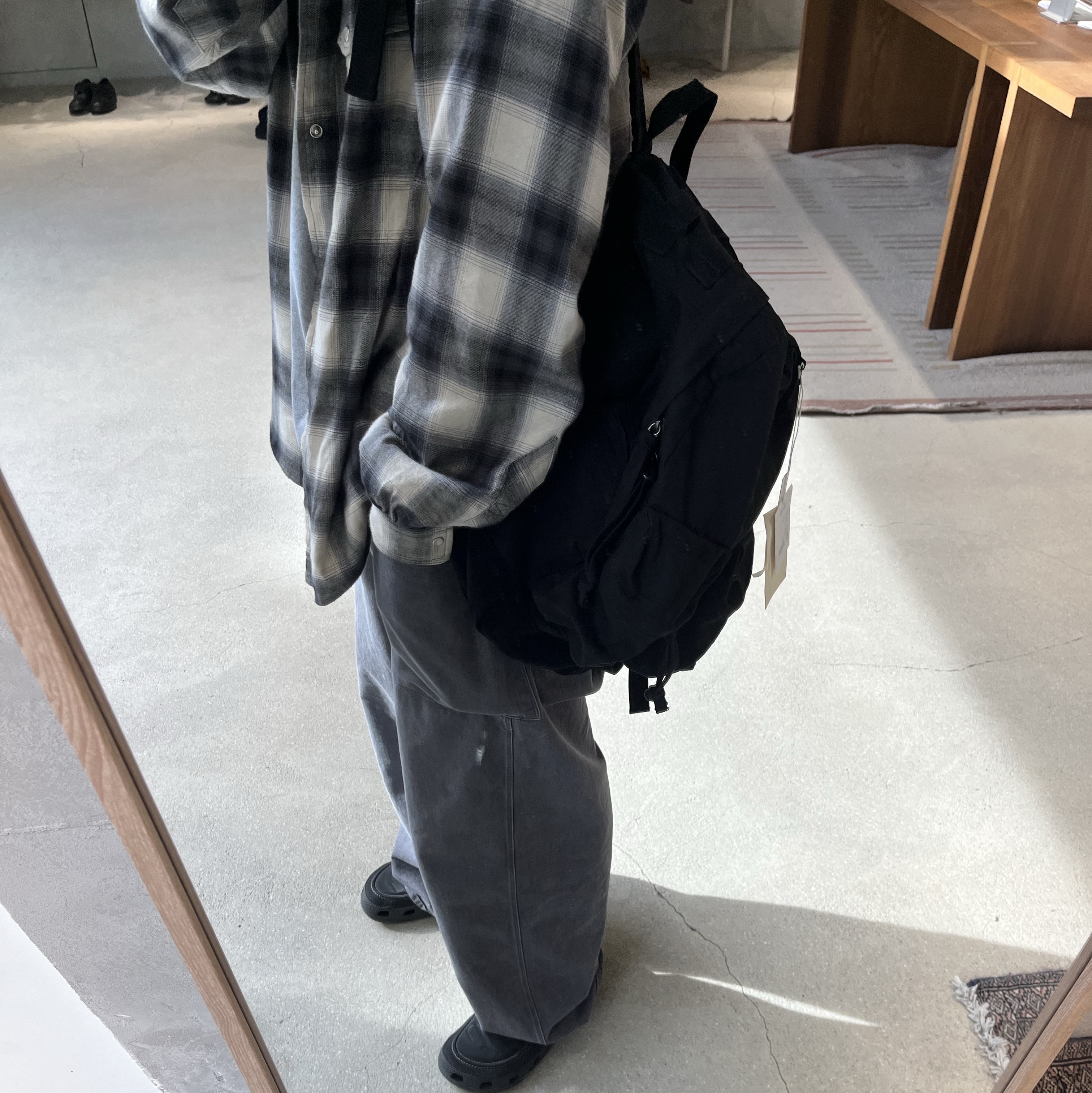 Polyteru Used Backpack 2PK Black, Crocs Yukon Vista II Clog Black 착용 스타일