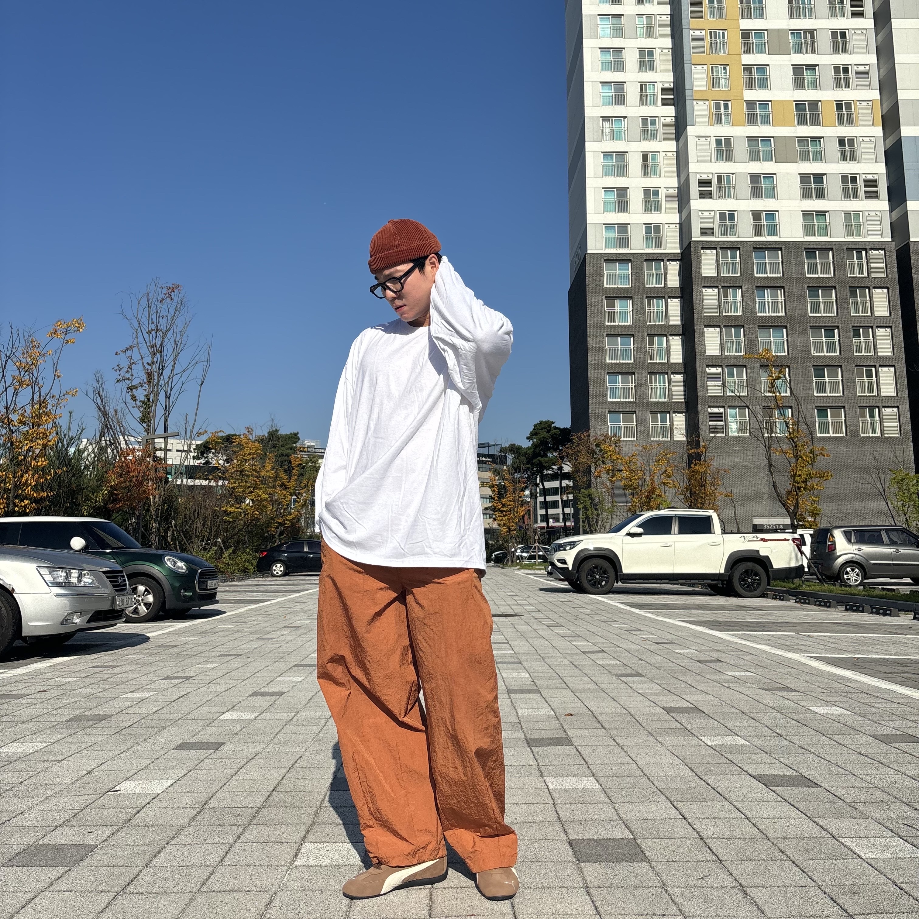 AAA Heavy Cotton 1304 Long Sleeve T-Shirt White Black (2Pack), Puma Speedcat Archive Haute Coffee Frosted Ivory 착용 스타일 - 3