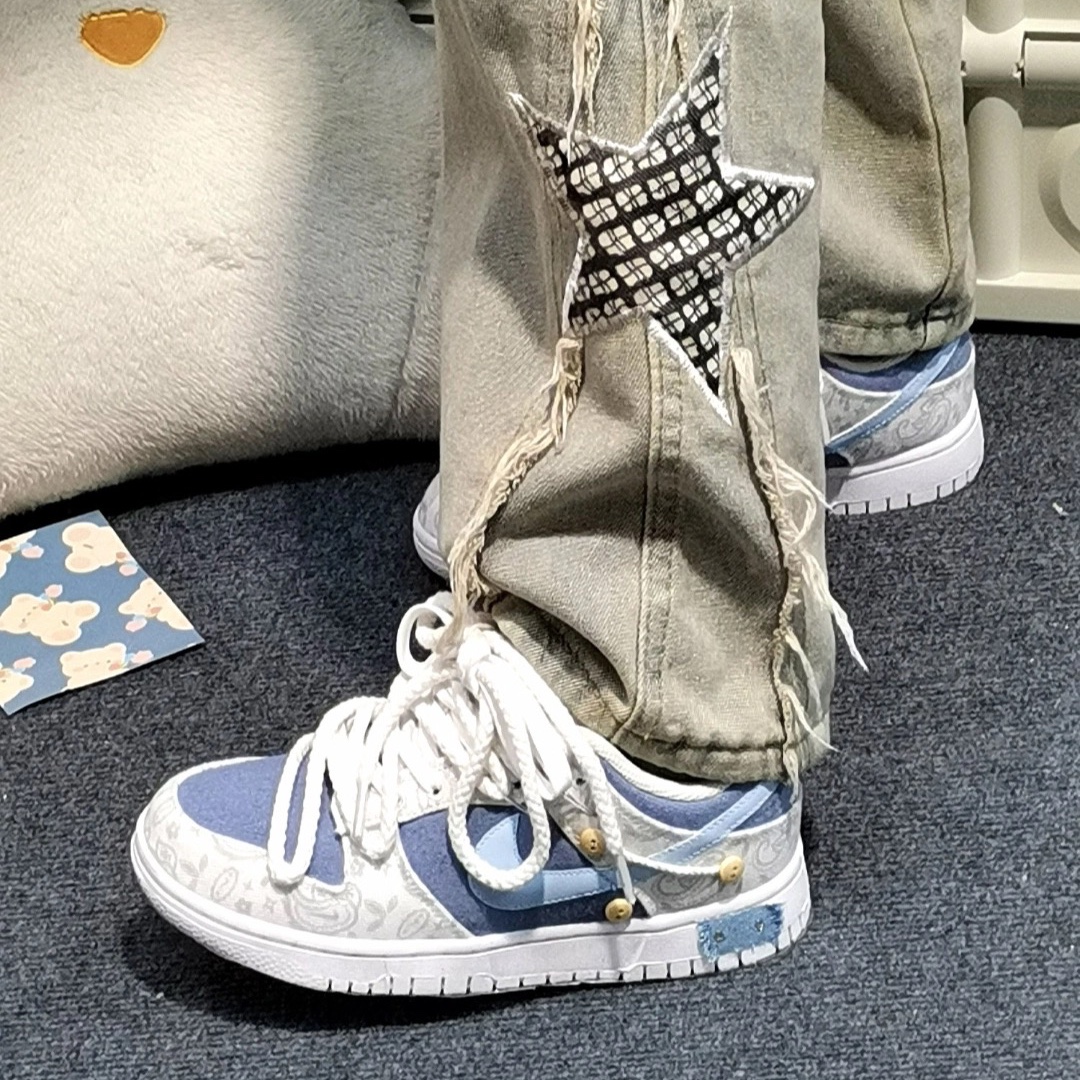 (W) Nike Dunk Low Essential White Paisley 착용 스타일 - 2