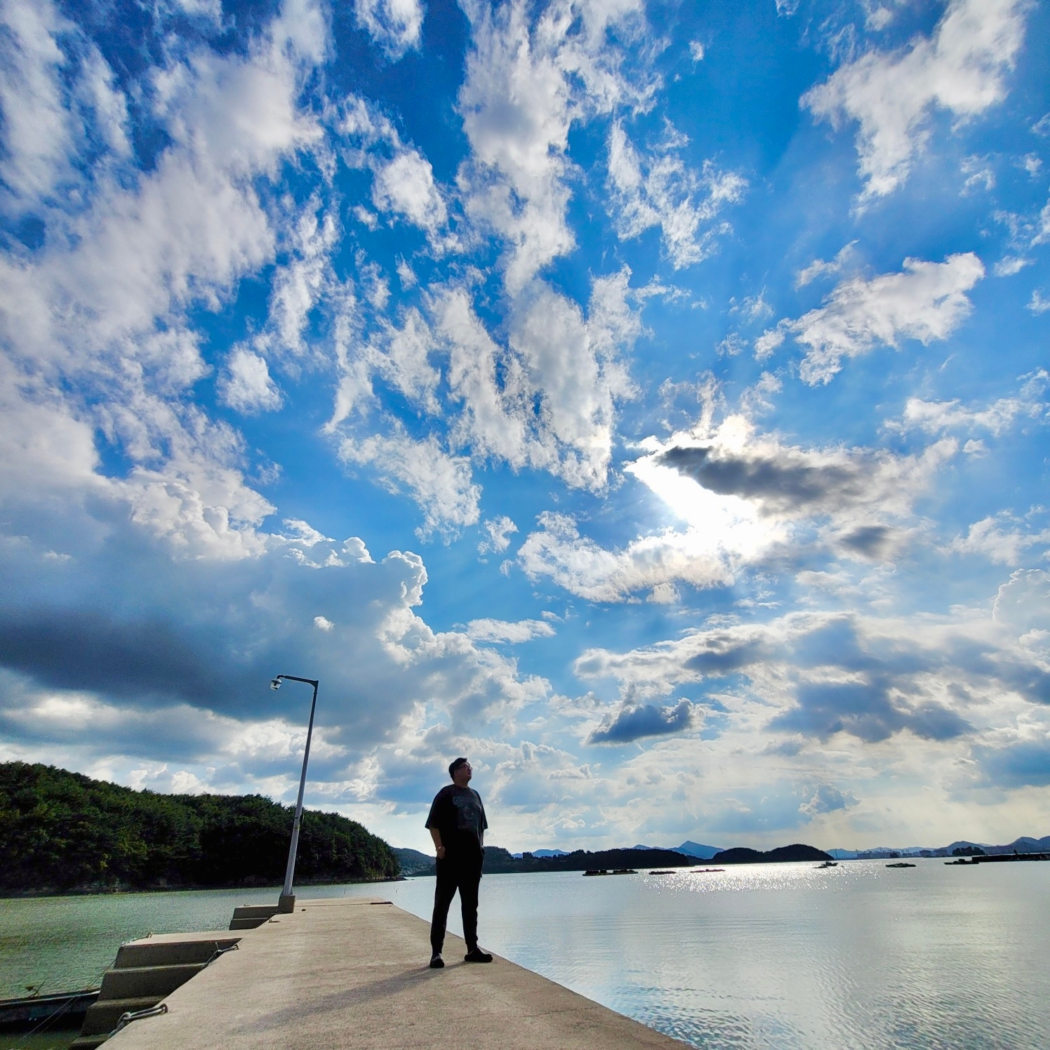 Oofos x Takahiromiyashita The Soloist The Day The Whole World Went Away Clog Black 착용 스타일