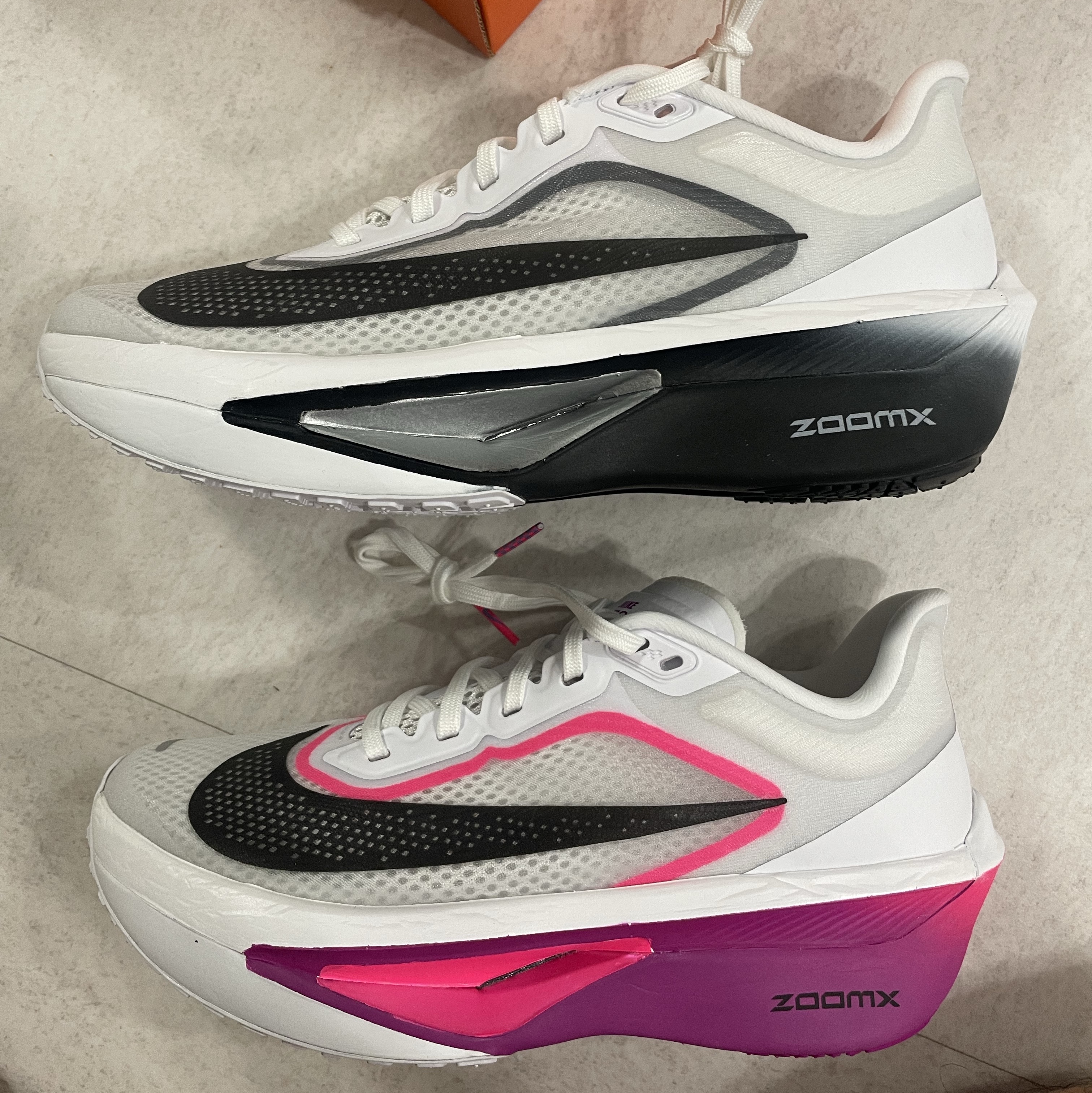 Nike Zoom Fly 6 White Smoke Grey 착용 스타일