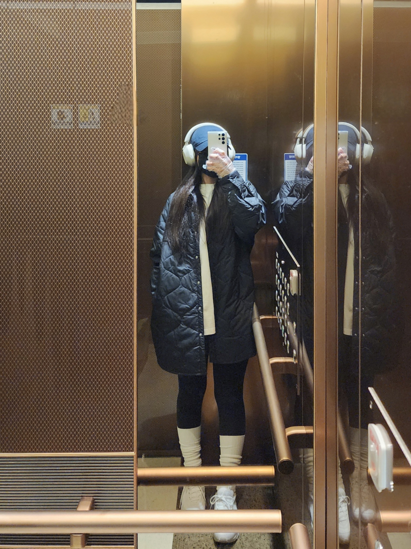 (W) Nike Air Max 97 Next Nature White, (W) Nike NSW Essential Quilted Trench Jacket Black - Asia 착용 스타일