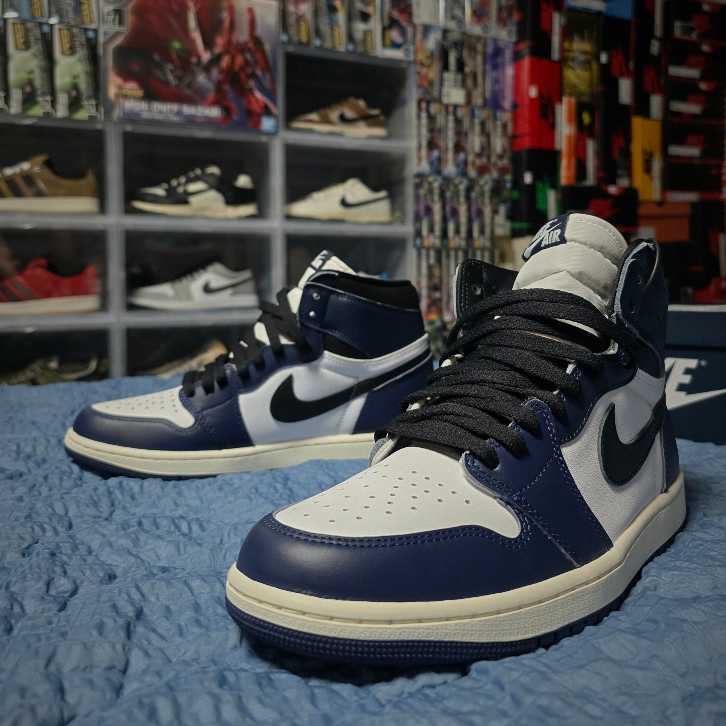 Jordan 1 Retro High OG Midnight Navy 착용 스타일 - 5