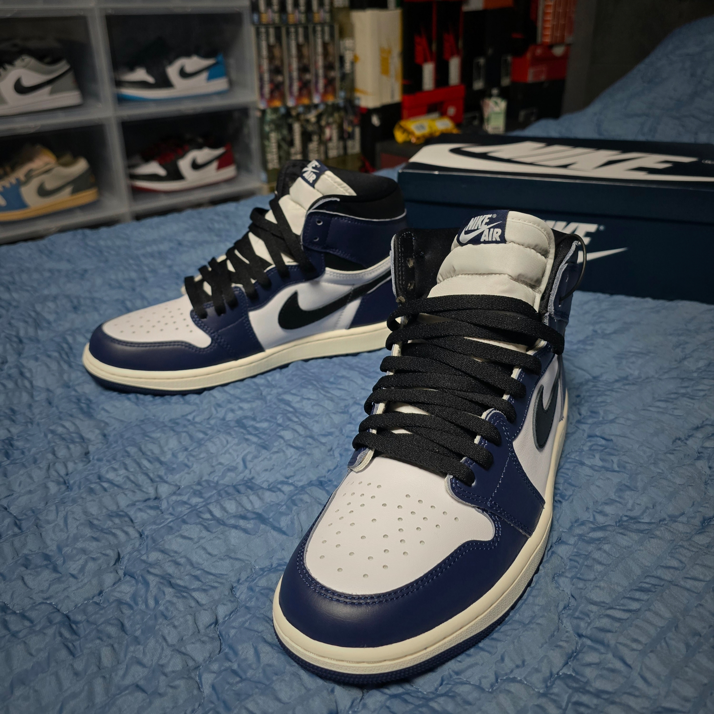 Jordan 1 Retro High OG Midnight Navy 착용 스타일 - 2