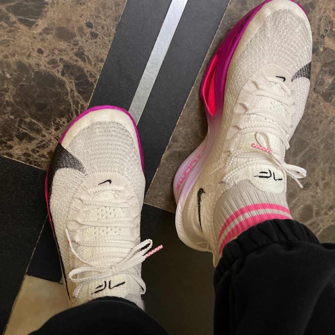 (W) Nike Air Zoom Alphafly Next% 3 Hyper Pink 착용 스타일