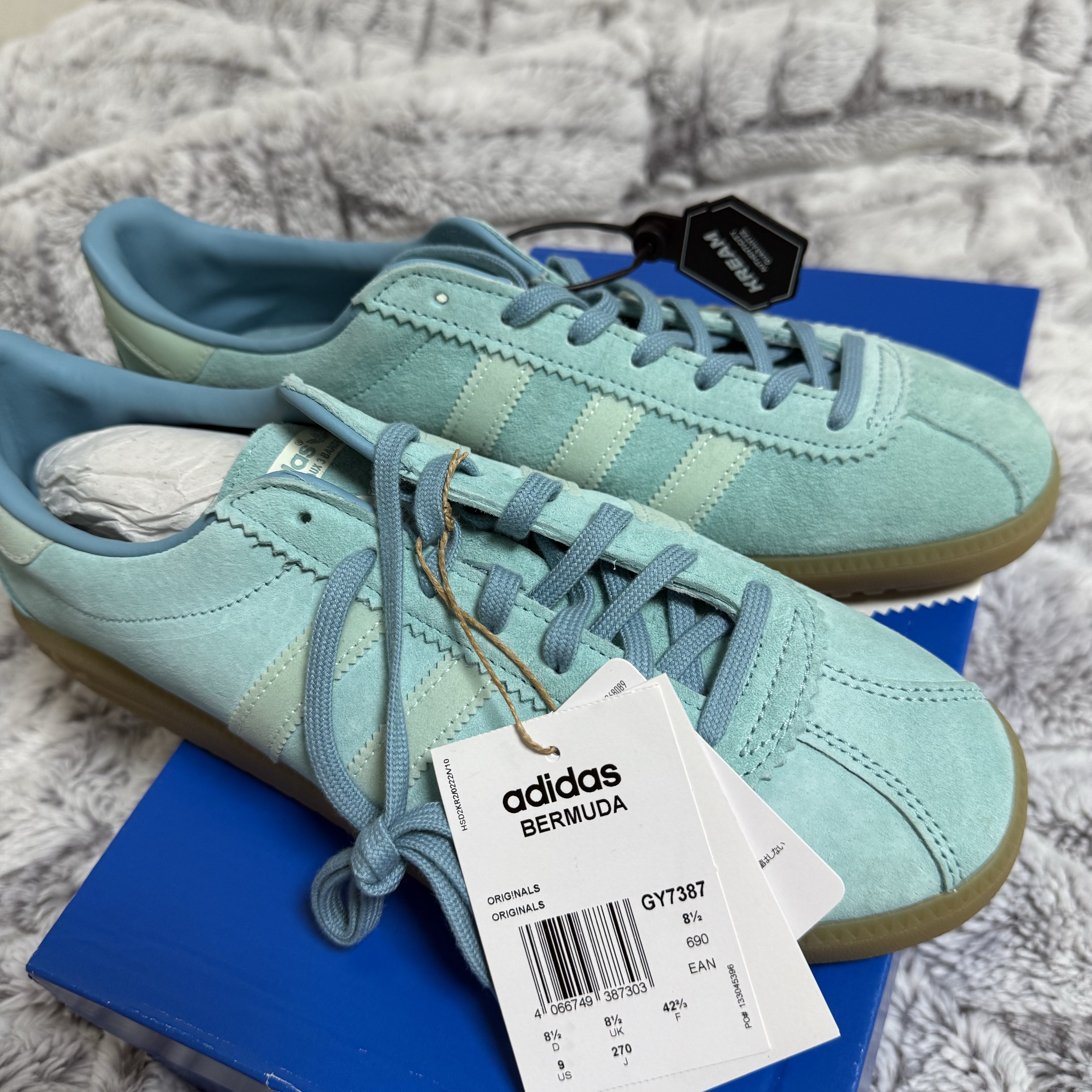 Adidas Bermuda Easy Mint 착용 스타일 - 3