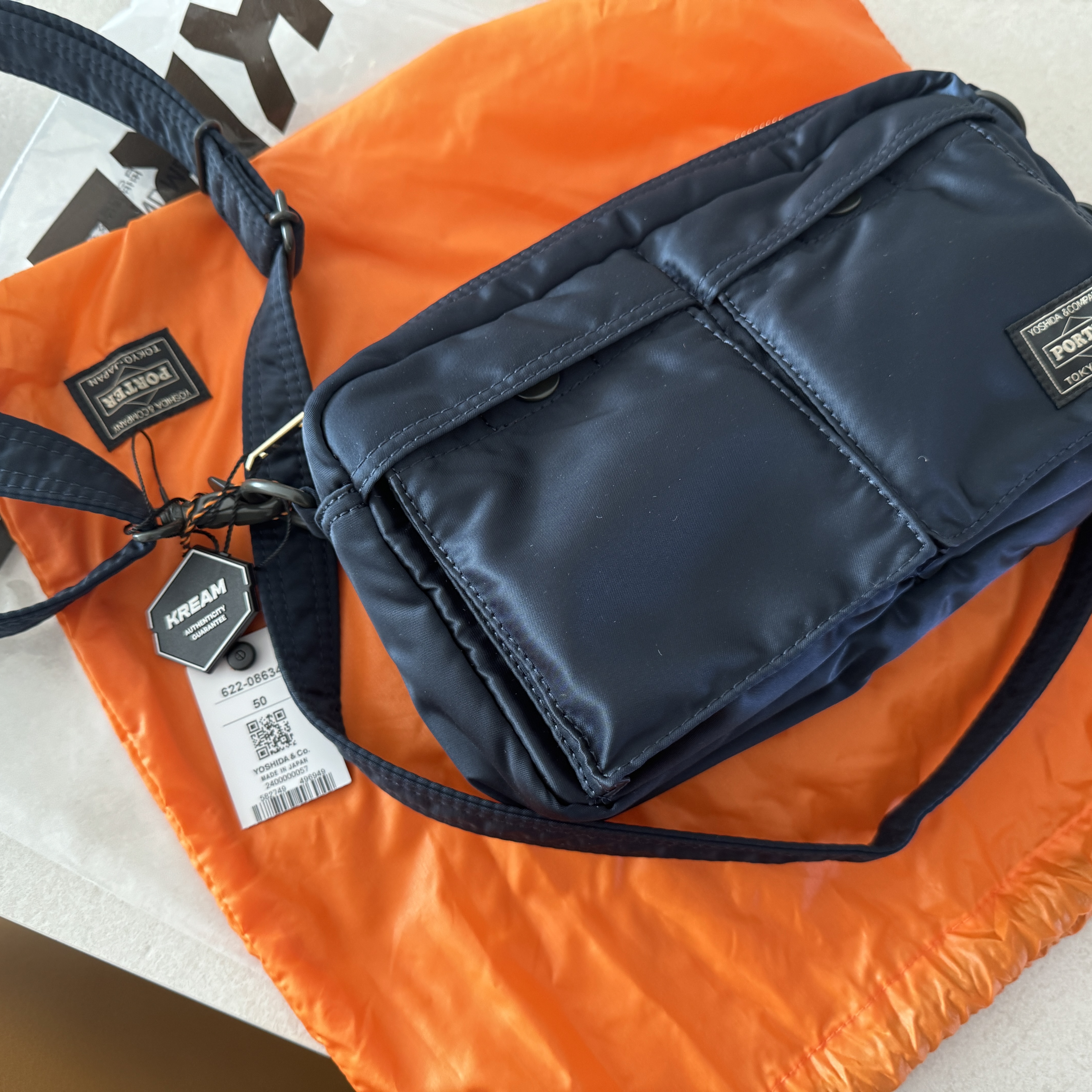 Porter All New Tanker Sling Bag Iron Blue 착용 스타일