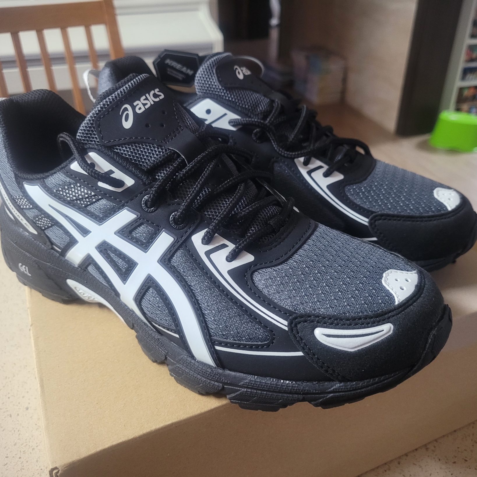 Asics Gel-Venture 6 Carrier Grey 착용 스타일 - 2