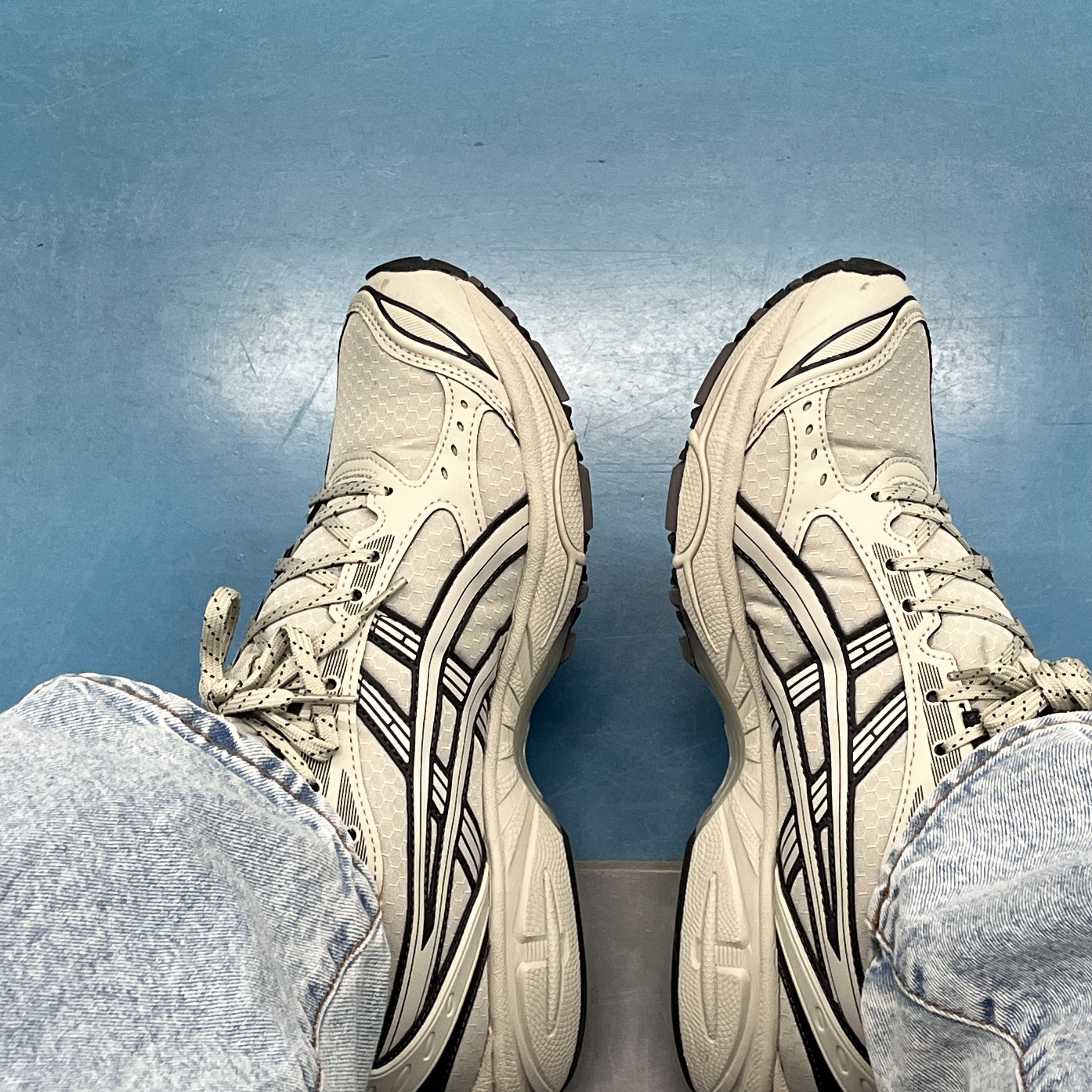 Asics Gel-Kayano 14 Earthenware Pack White Sage Graphite Grey 착용 스타일