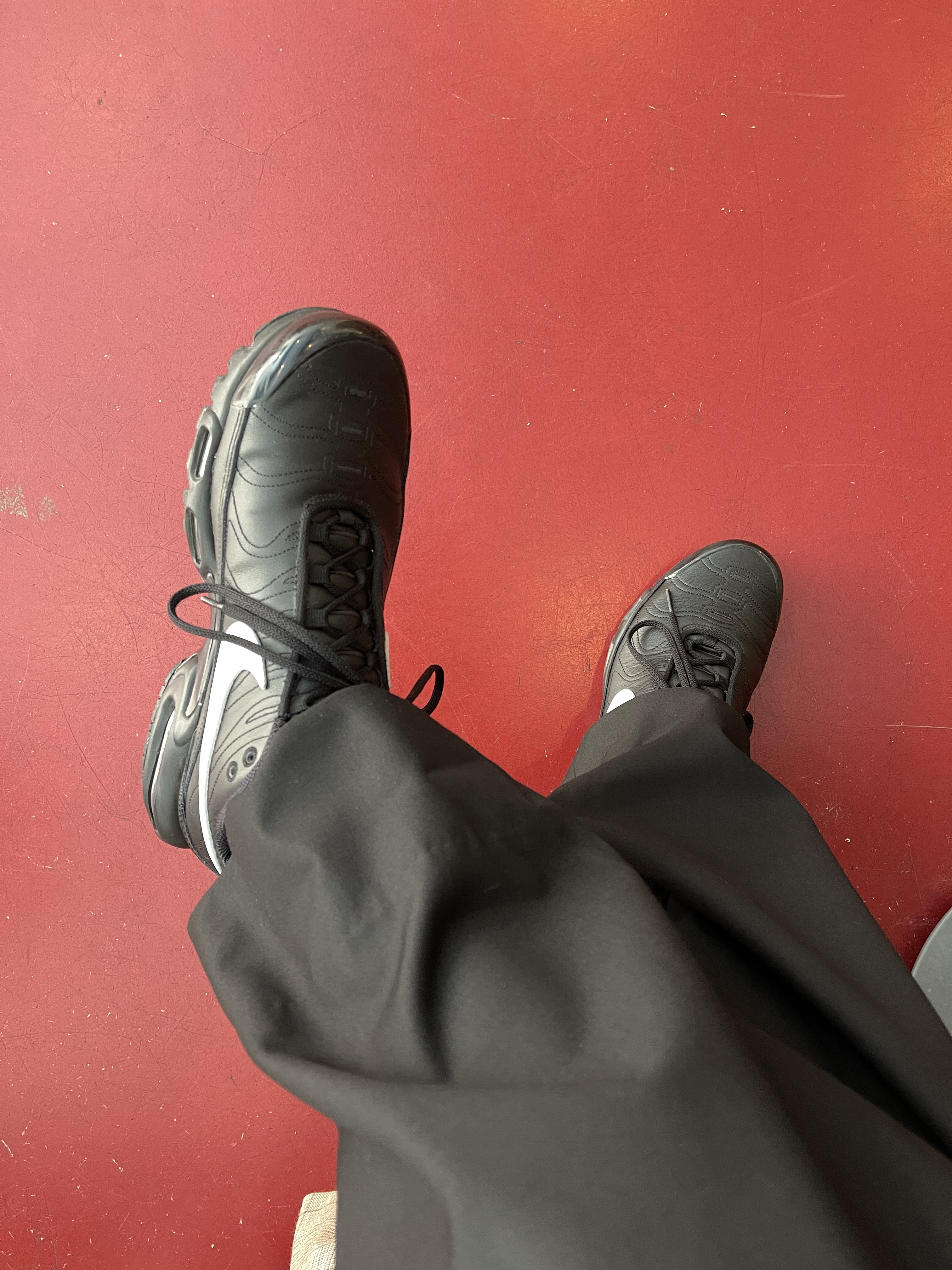 (W) Nike Air Max Plus TNPO Black 착용 스타일 - 9