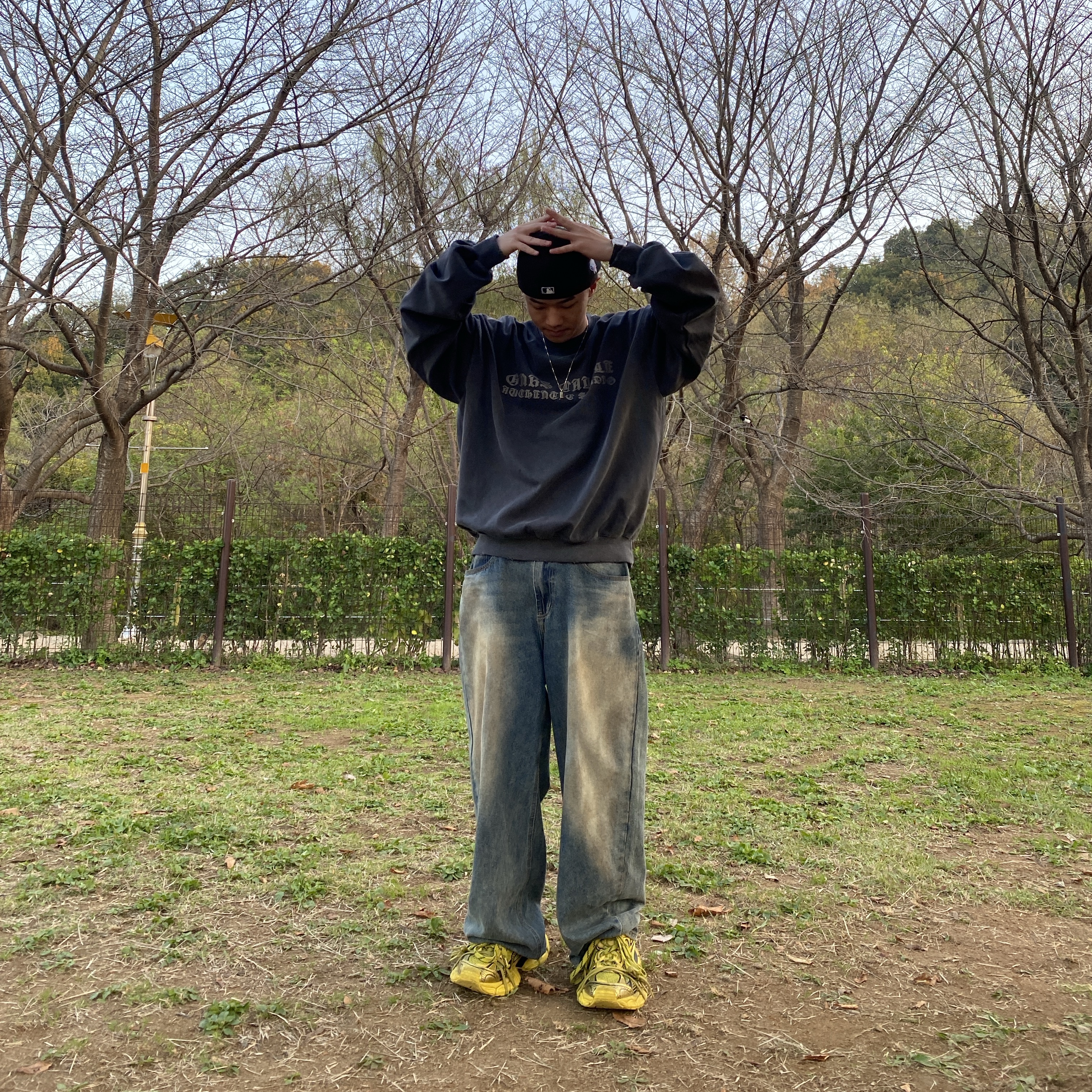 Balenciaga 3XL Sneakers Yellow Black 착용 스타일 - 3