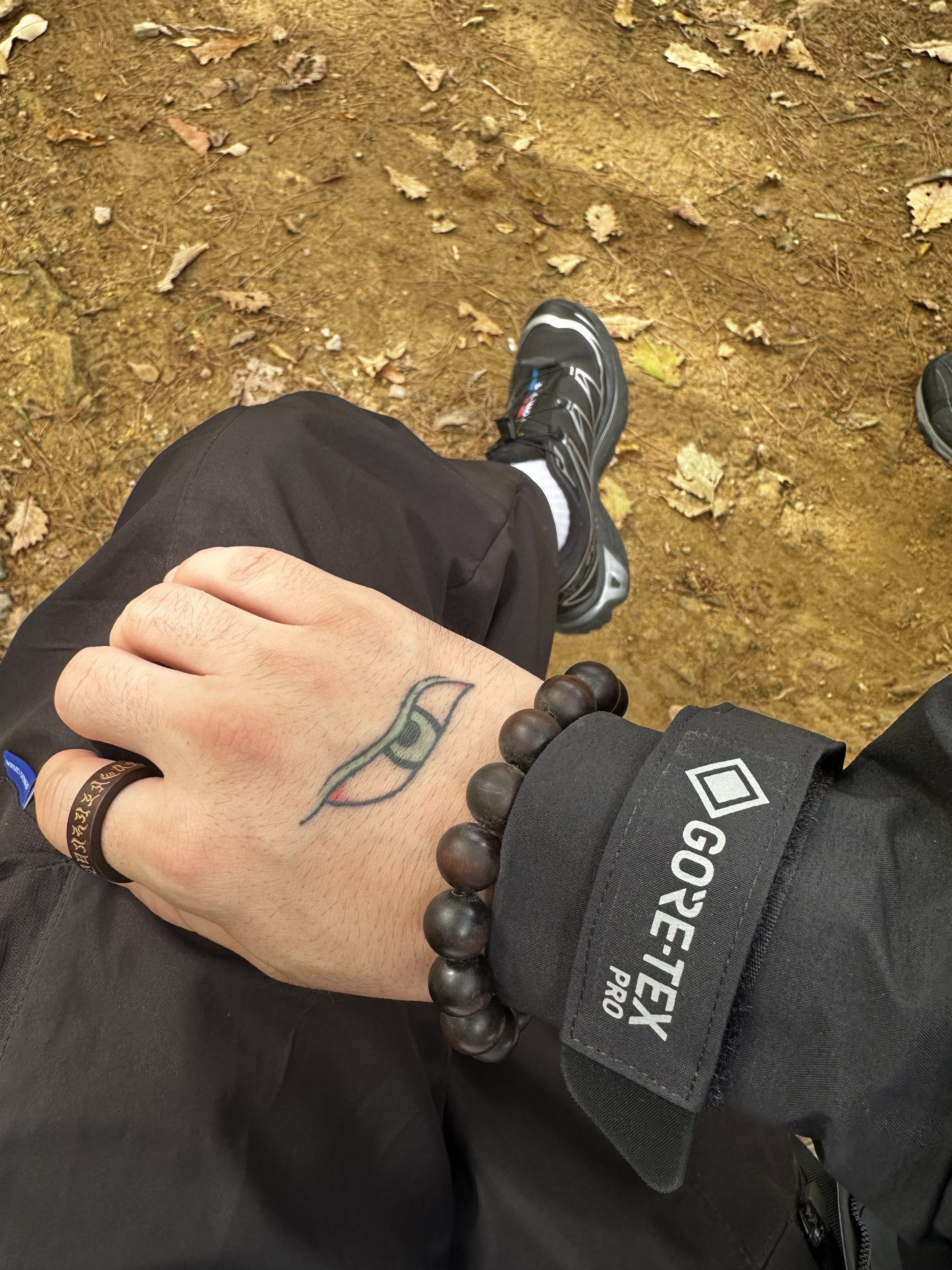 Salomon XT-6 GTX Black Silver, Supreme Military Camp Cap Olive Tiger Camo - 24SS 착용 스타일 - 2