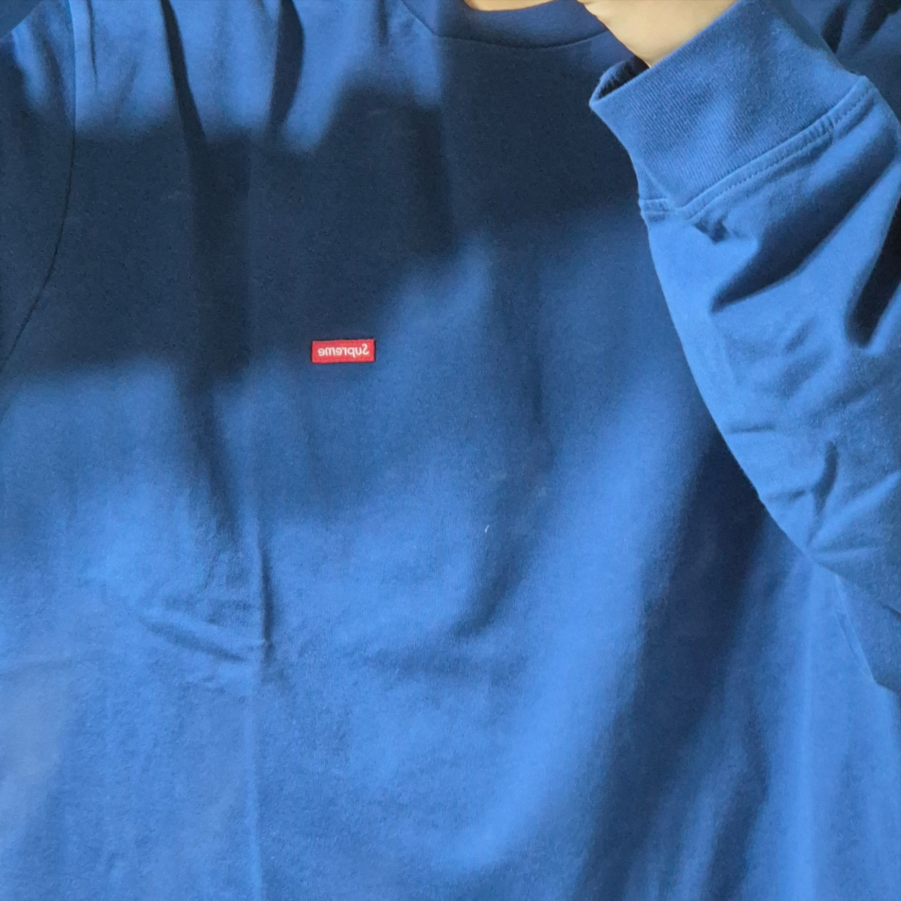 Supreme Small Box L/S T-Shirt Dark Royal - 24FW 착용 스타일 - 3