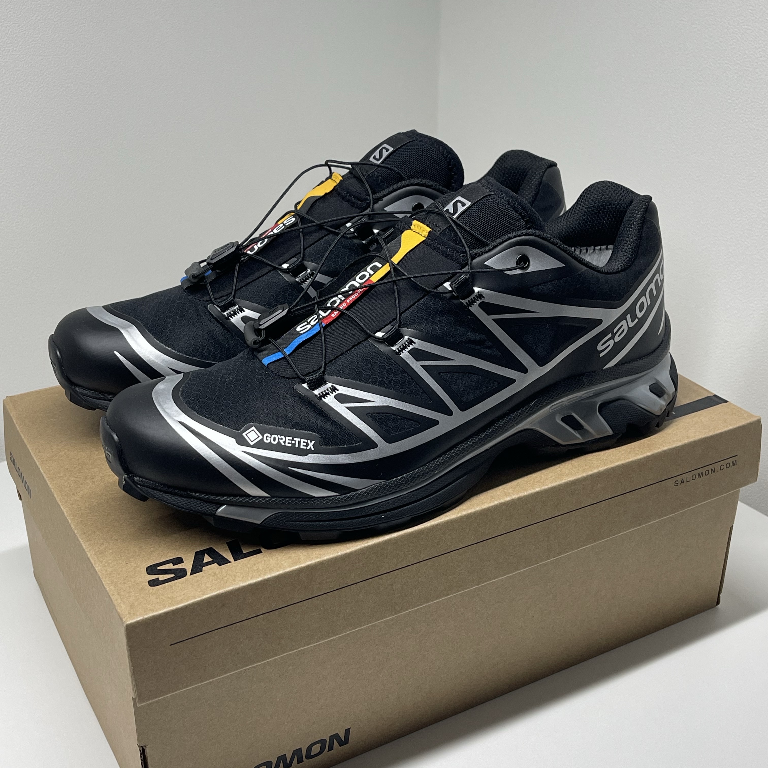 Salomon XT-6 GTX Black Silver 착용 스타일