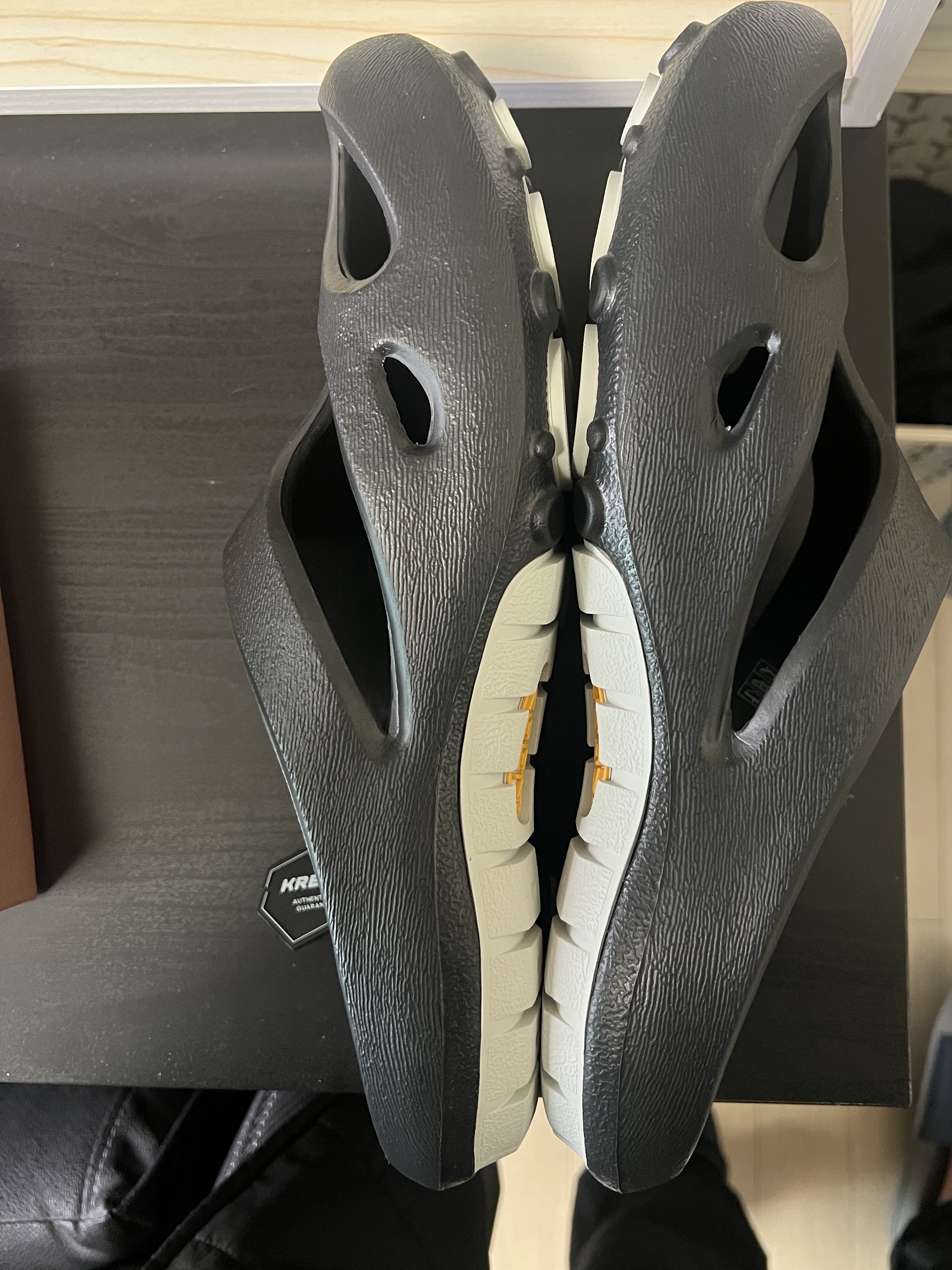 Keen Shanti Black Dawn Blue 착용 스타일