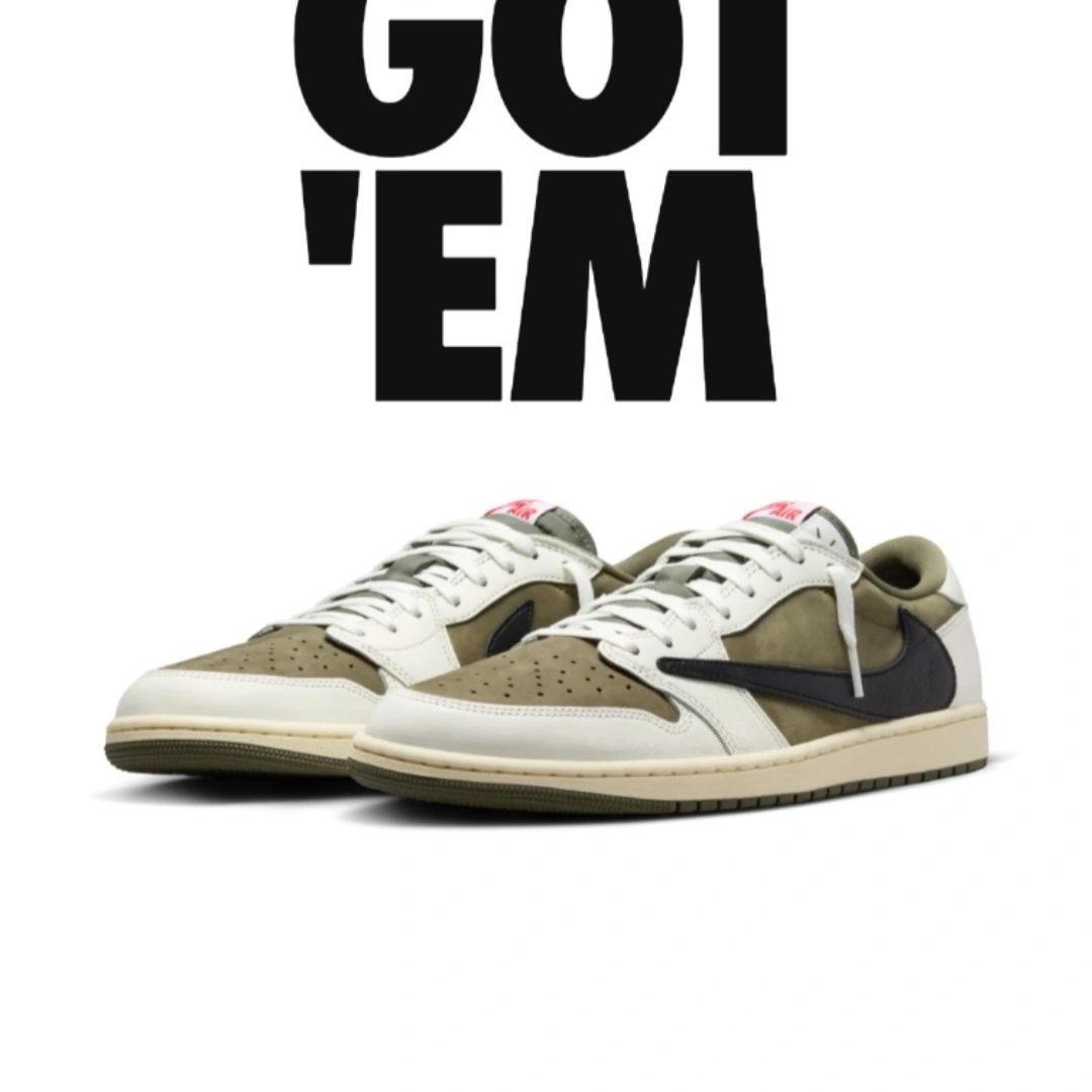Jordan 1 x Travis Scott Retro Low OG SP Reverse Olive 착용 스타일 - 1