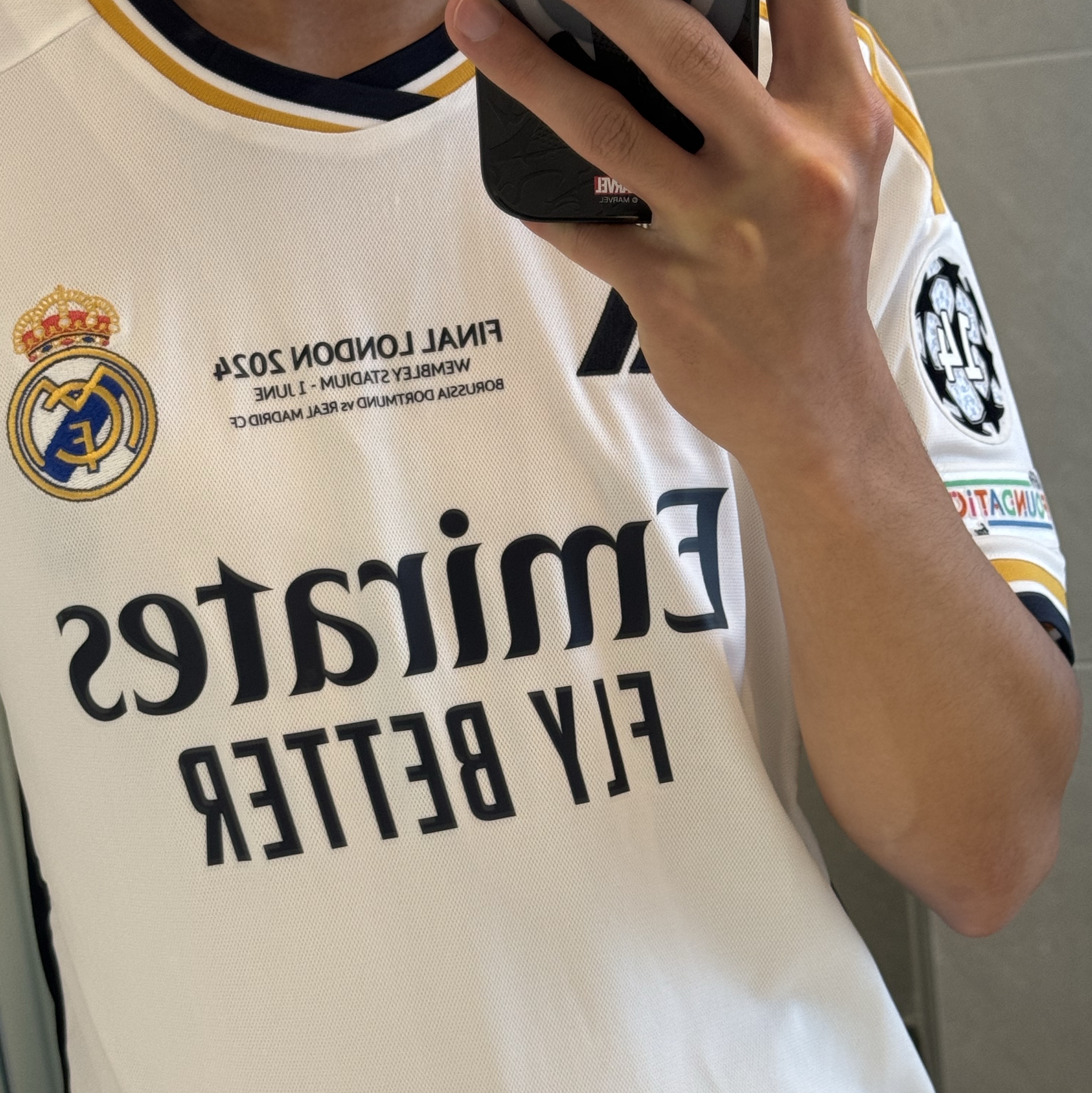 Adidas Real Madrid 2023/24 Home Jersey White - US Sizing (Non Marking Ver.) 착용 스타일