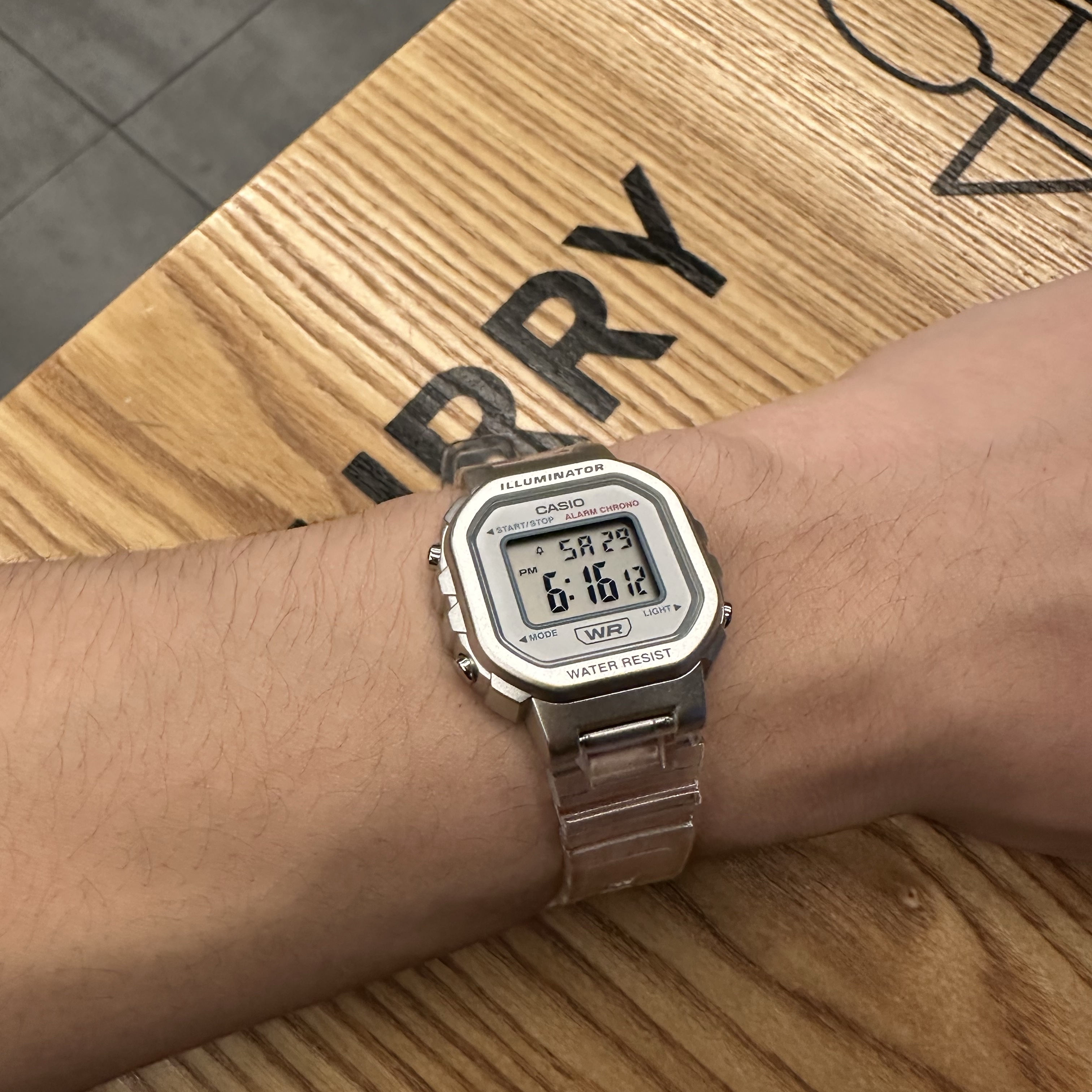 Casio F-91WS-7DF 착용 스타일