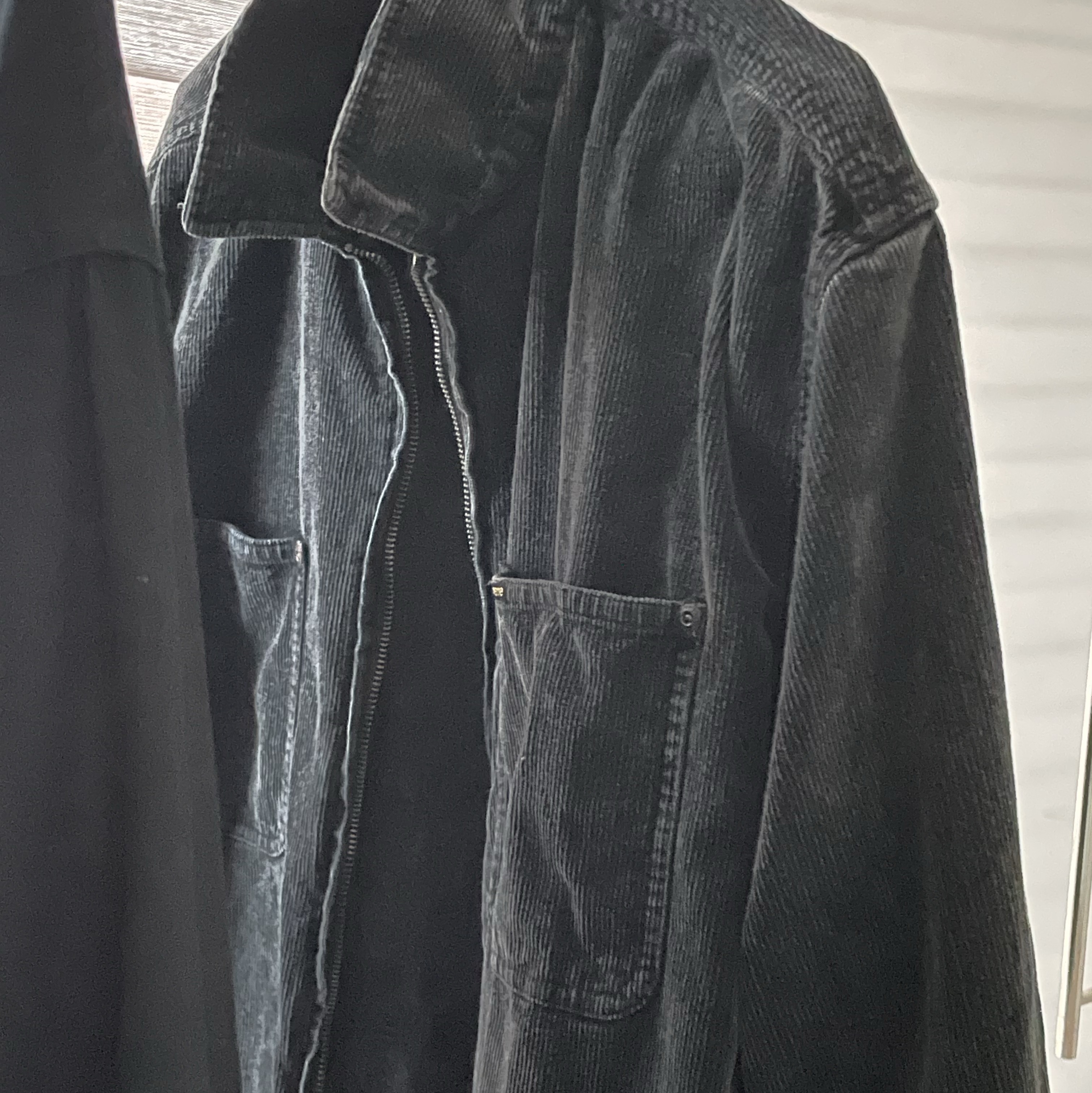 Supreme Washed Corduroy Zip Up Shirt Black - 24SS 착용 스타일