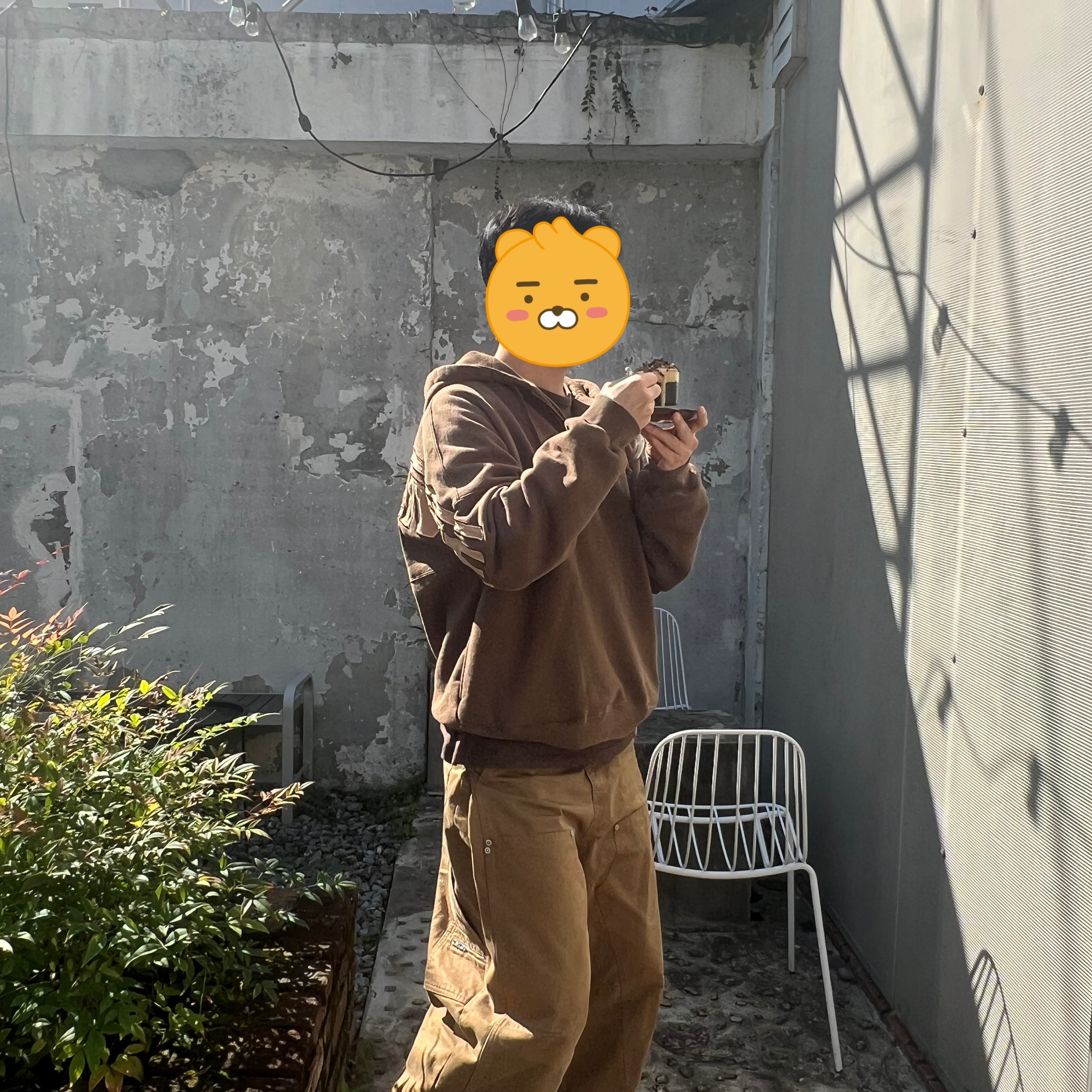 Supreme Wrapped Half Zip Hooded Sweatshirt Dusty Brown - 24SS 착용 스타일 - 3
