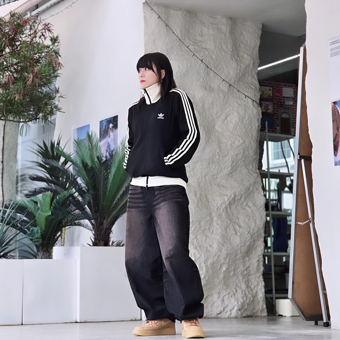 Adidas Waffle Beckenbauer Track Top Black - KR Sizing, Nike Air Force 1 Mid '07 WB Flax 착용 스타일 - 1