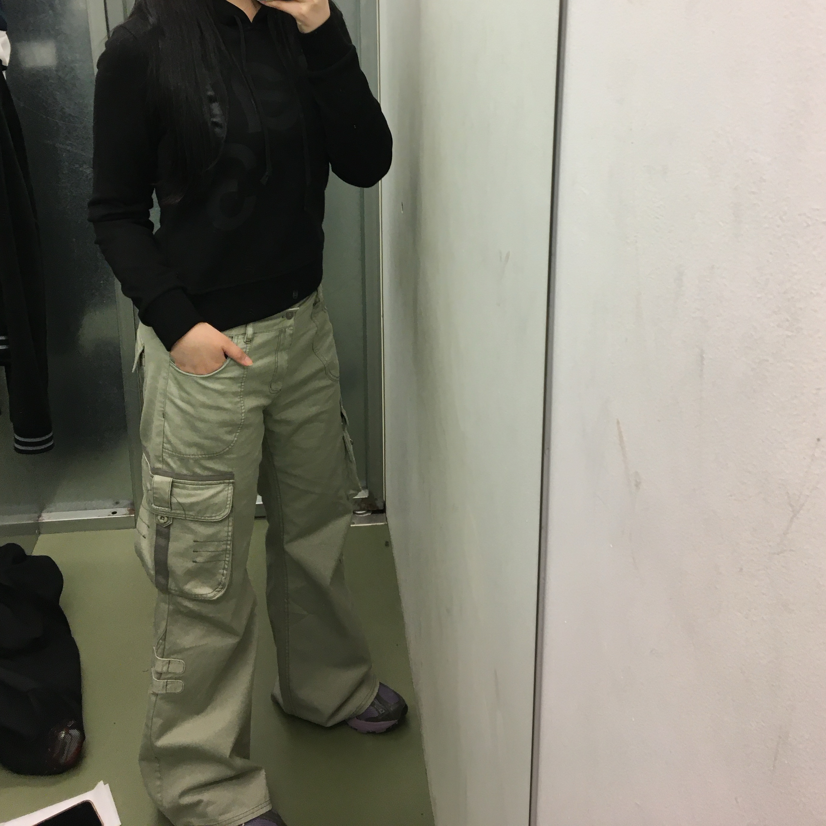 Asics Gel-Nimbus 10.1 Violet Quartz Cool Matcha, [KREAM 단독] Safarispot Women 1/2 Basic Safari Hoodie Black 착용 스타일 - 3