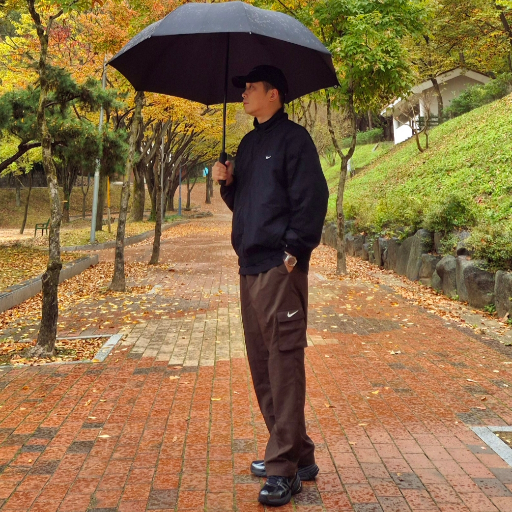 Nike V2K Run Black Anthracite, (W) Nike NSW Essentiasl High-Rise Woven Cargo Pants Black - Asia 착용 스타일 - 1