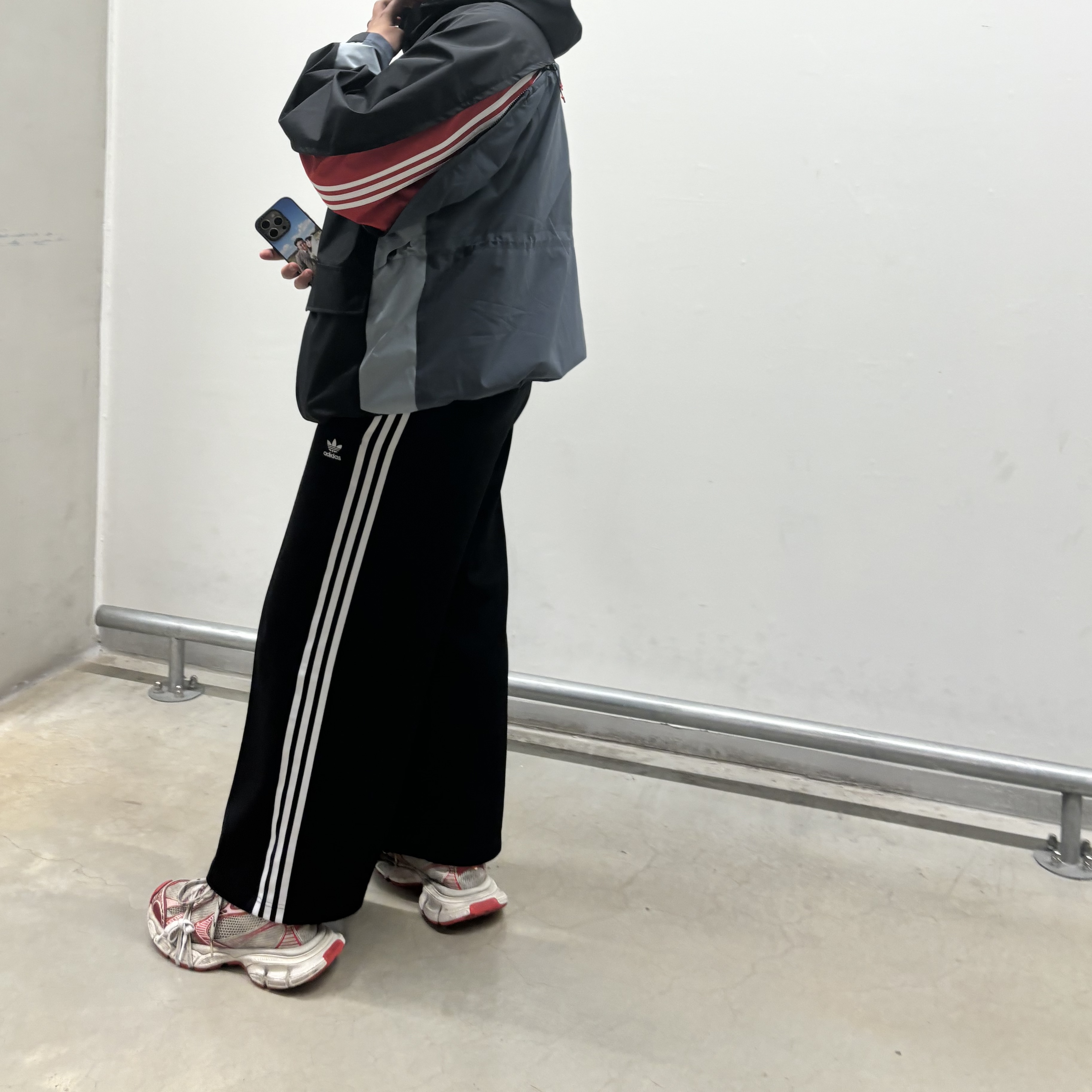 Adidas x Ordinary People Utility Parka Black - KR Sizing 착용 스타일