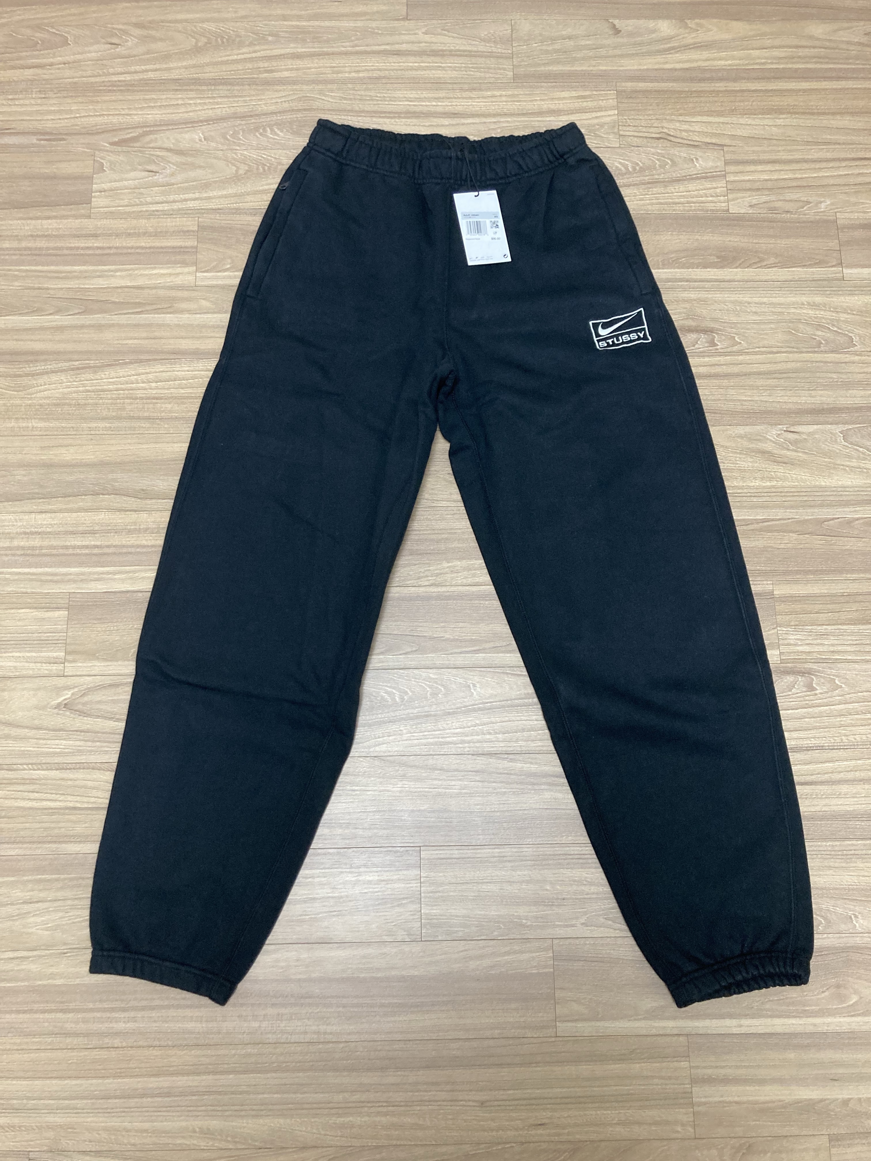 Nike x Stussy NRG Washed Fleece Pants Black (DO5296-010) 착용 스타일