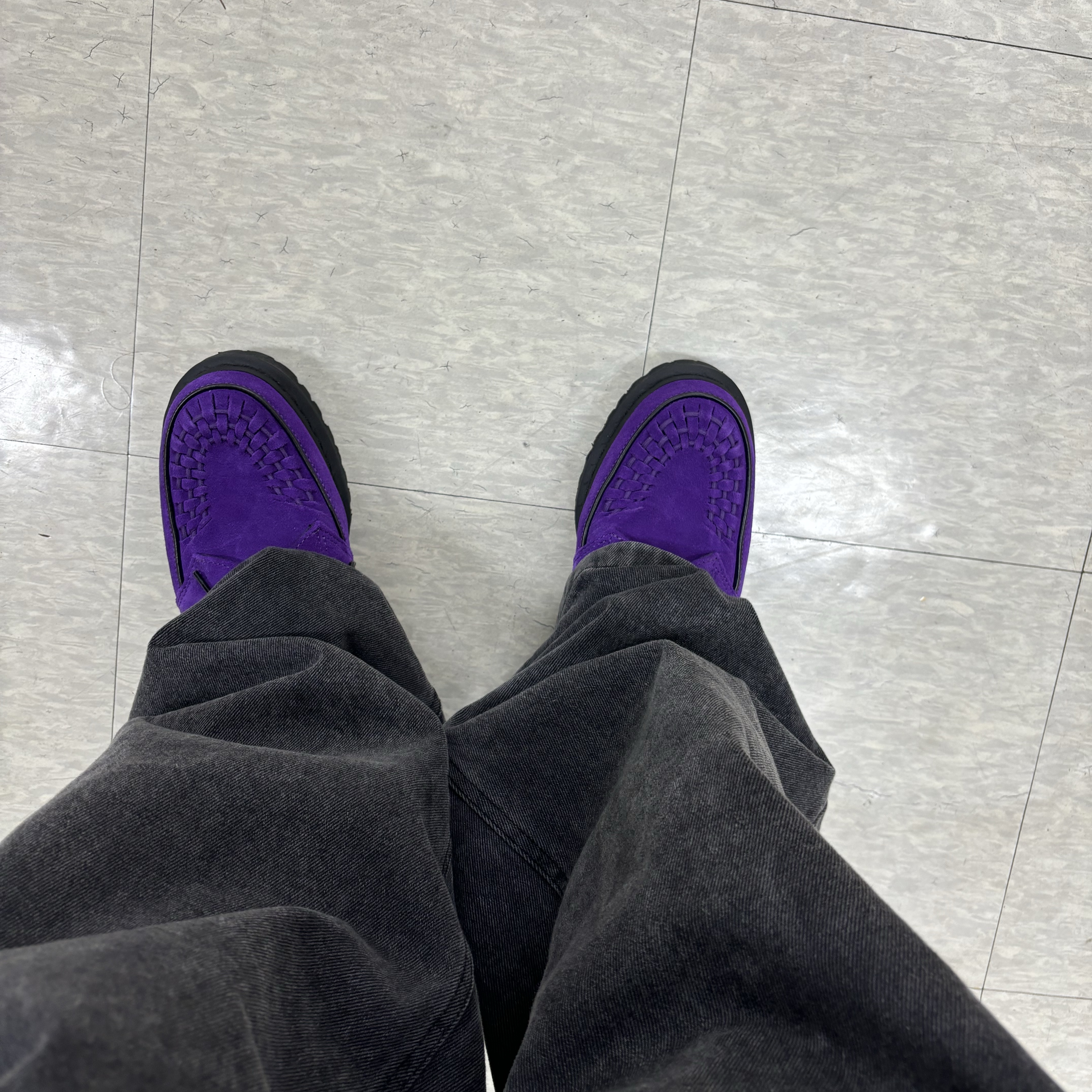 Dr. Martens x Supreme Ramsey Creeper Purple 착용 스타일