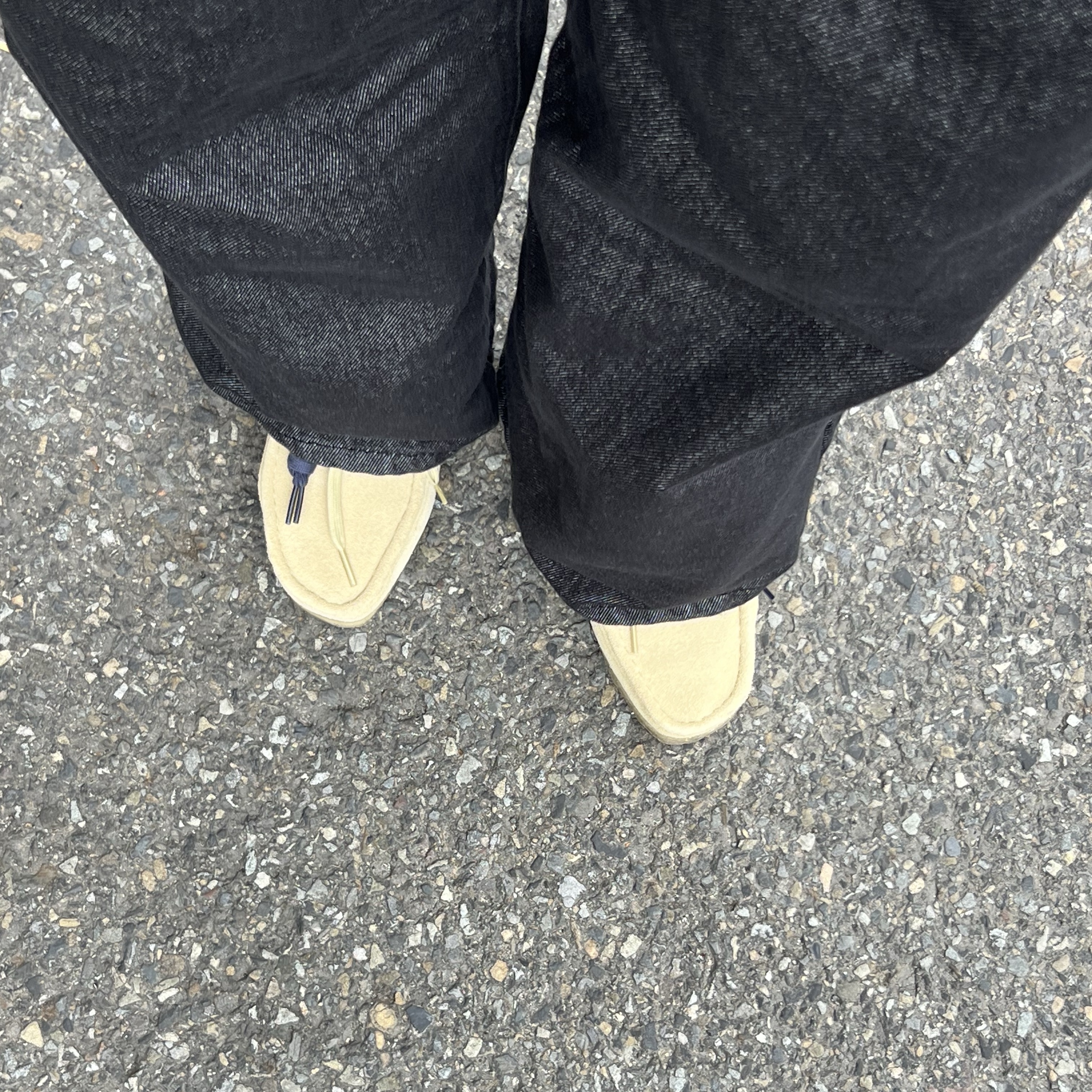 (W) Clarks Wallabee Maple Suede 착용 스타일