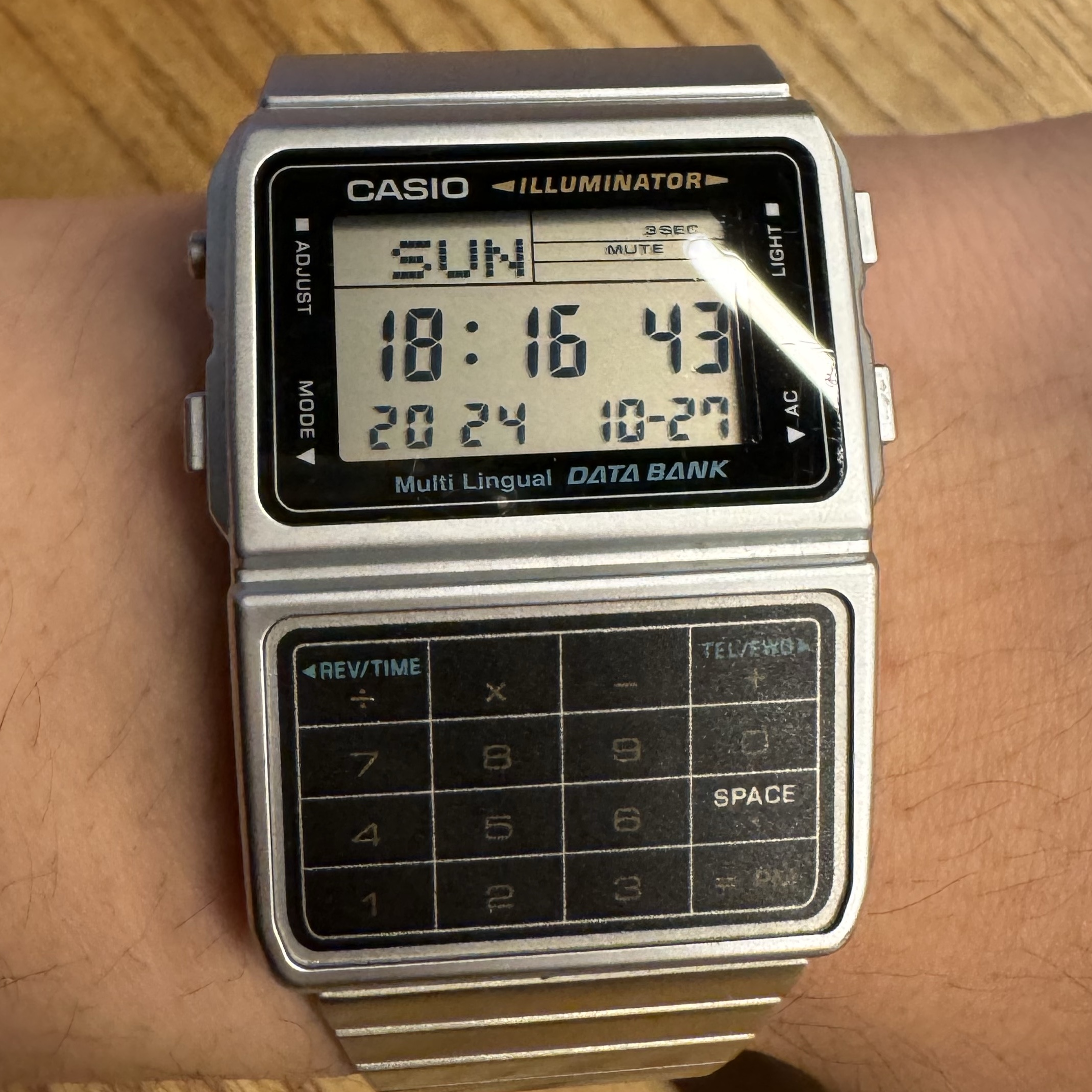 Casio DBC-611-1DF 착용 스타일