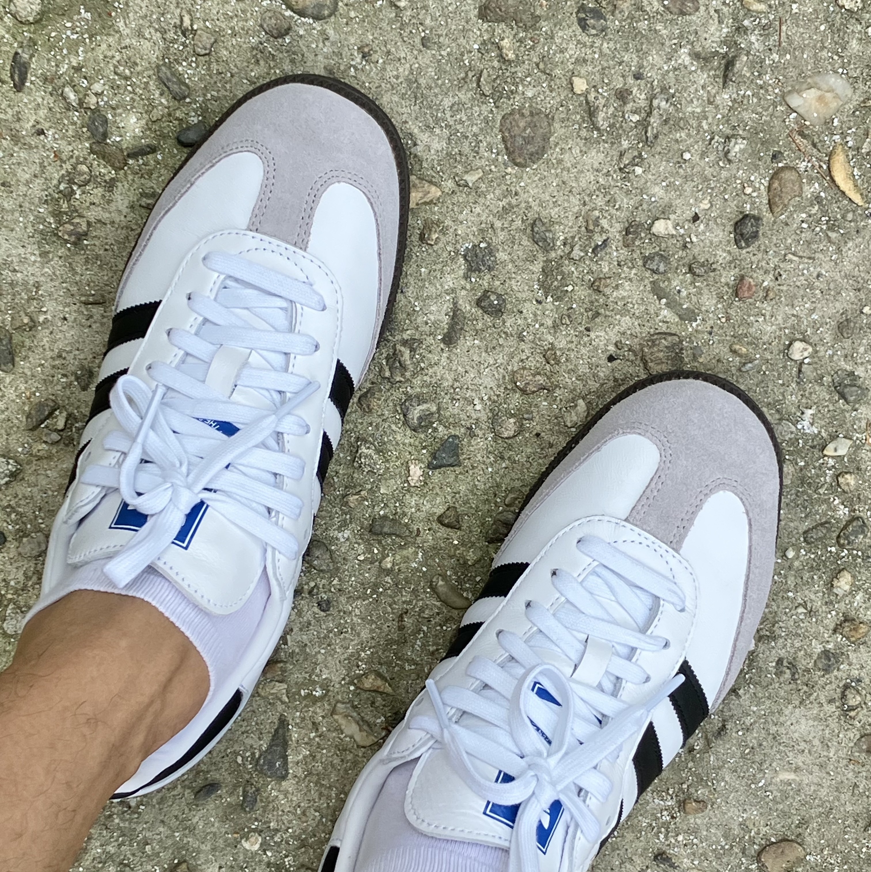 Adidas Samba OG Cloud White 착용 스타일