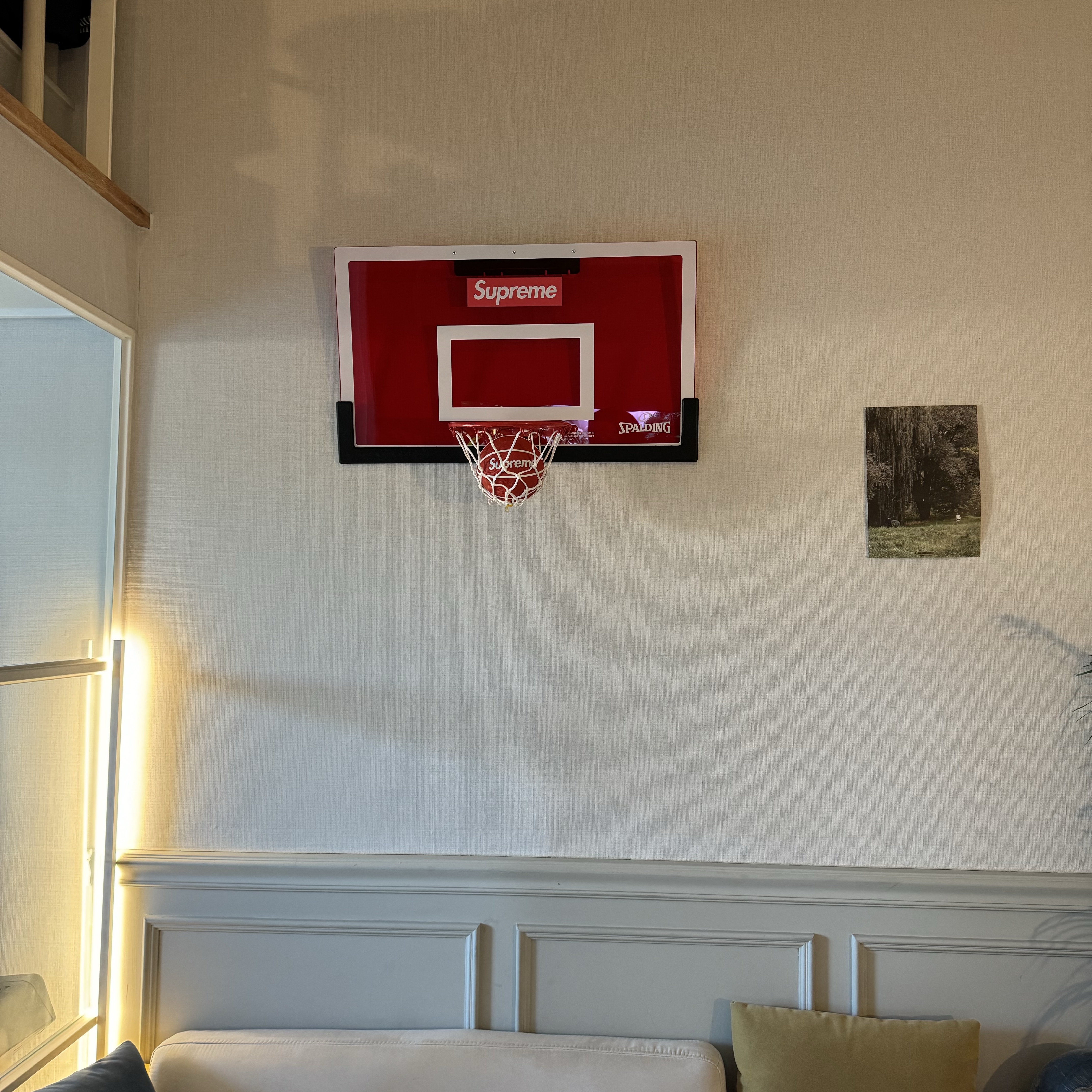 Supreme x Spalding Mini Basketball Hoop Red  - 23FW 착용 스타일