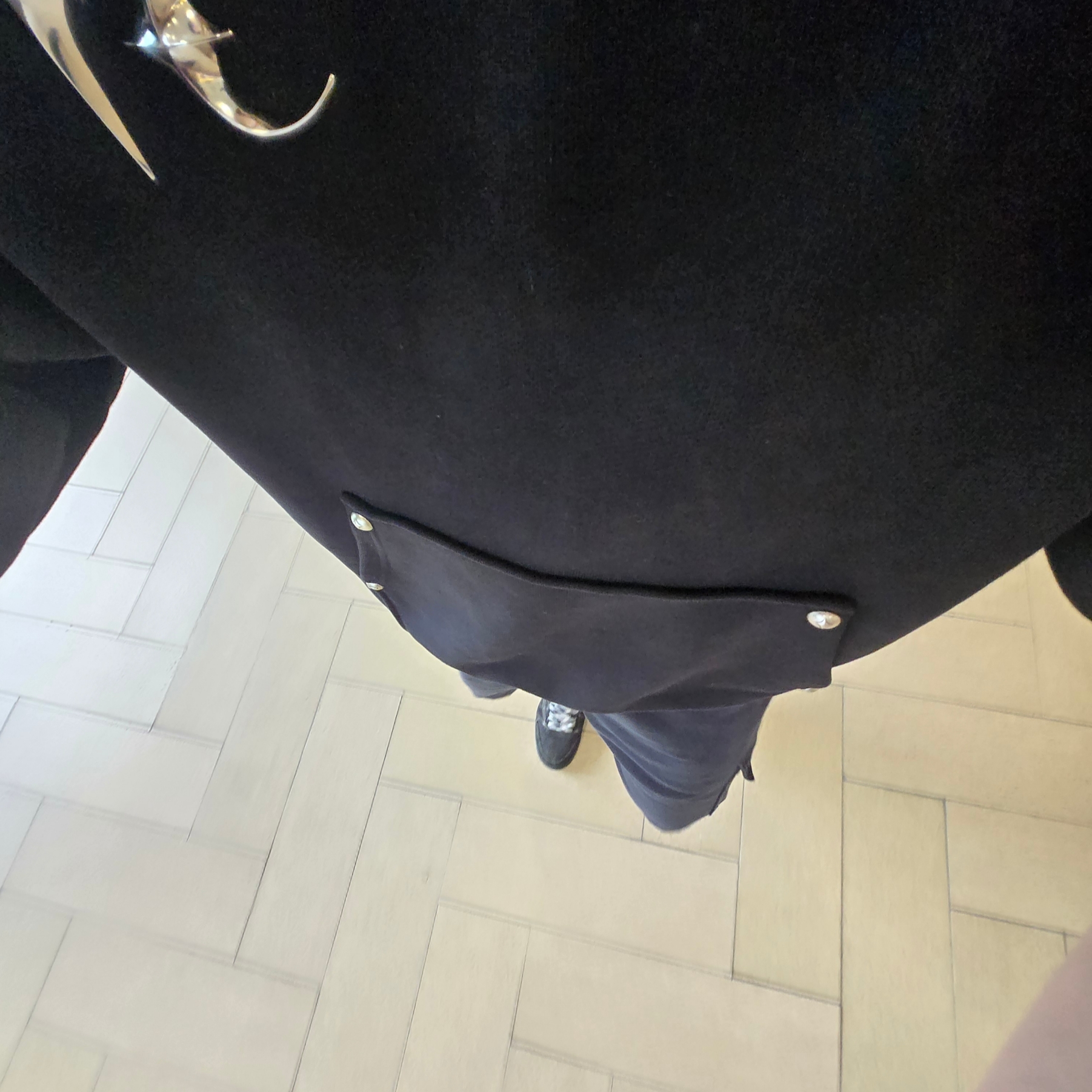Thug Club Armor Hoodie Black, Jordan 1 x Travis Scott Retro Low OG SP Black Phantom 착용 스타일