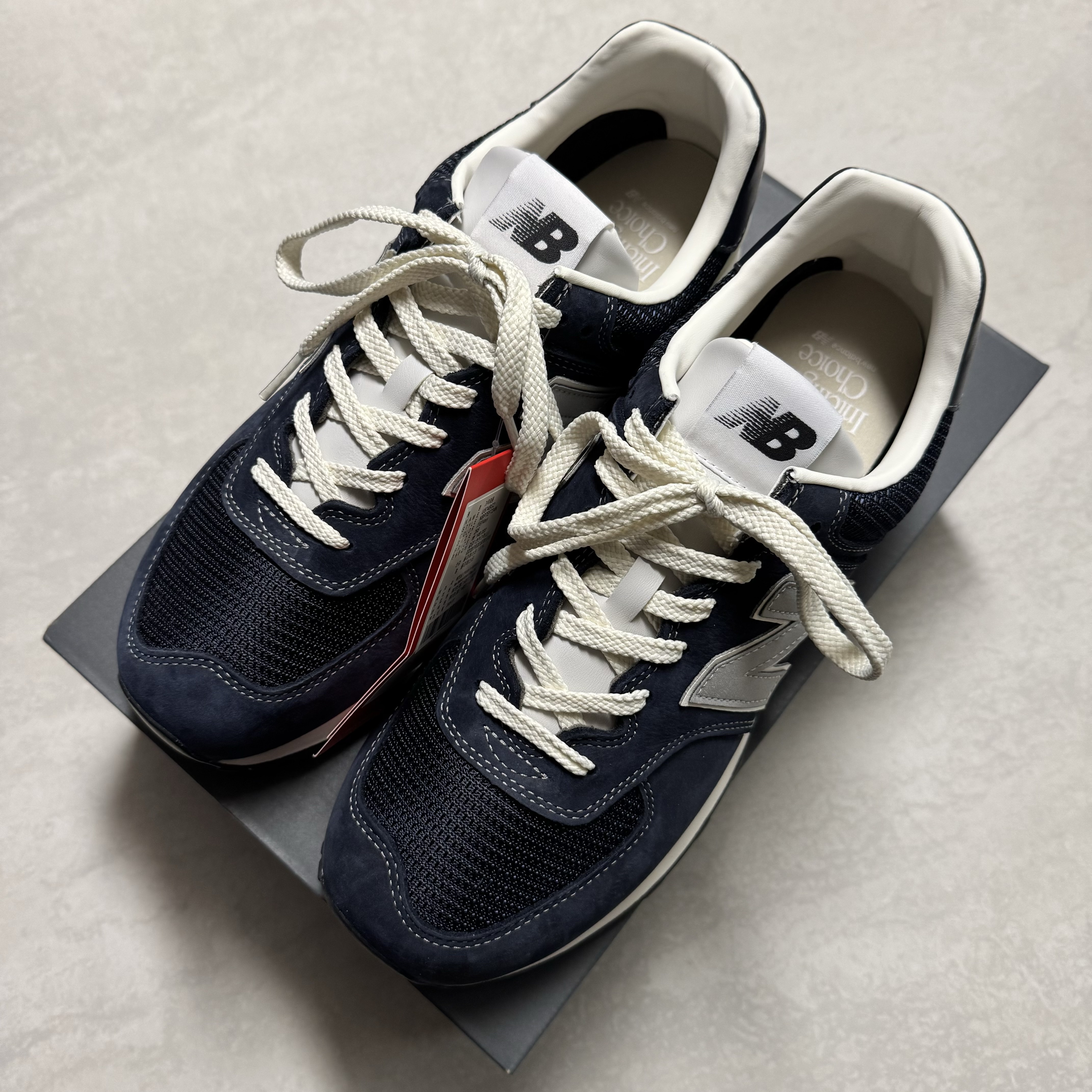 New Balance x Pottery 574 Premium Hard Navy 착용 스타일