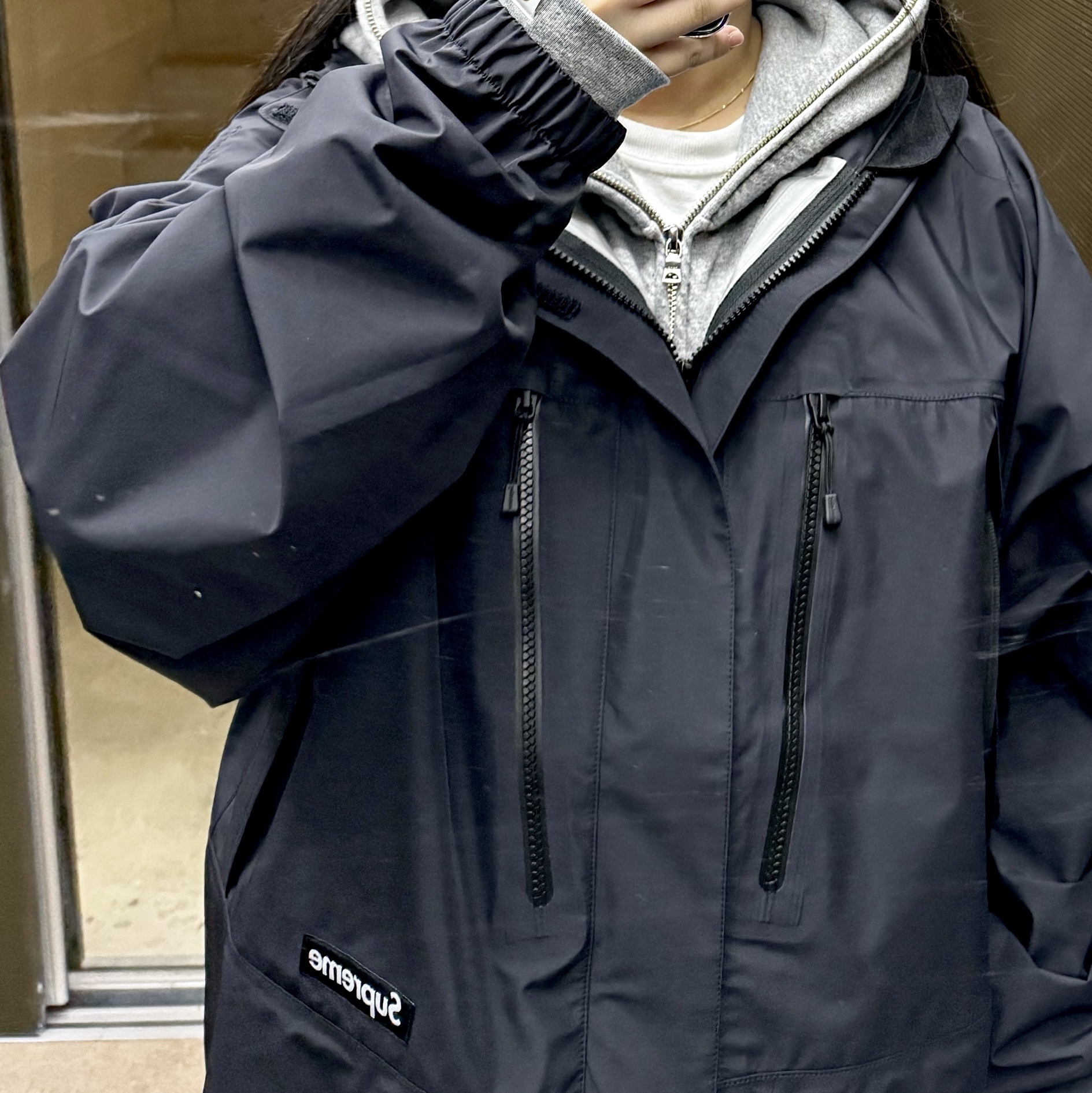 Supreme Gore-Tex Taped Seam Shell Jacket Black - 24FW, BAPE A Bathing Ape One Point Full Zip Hoodie Grey 착용 스타일