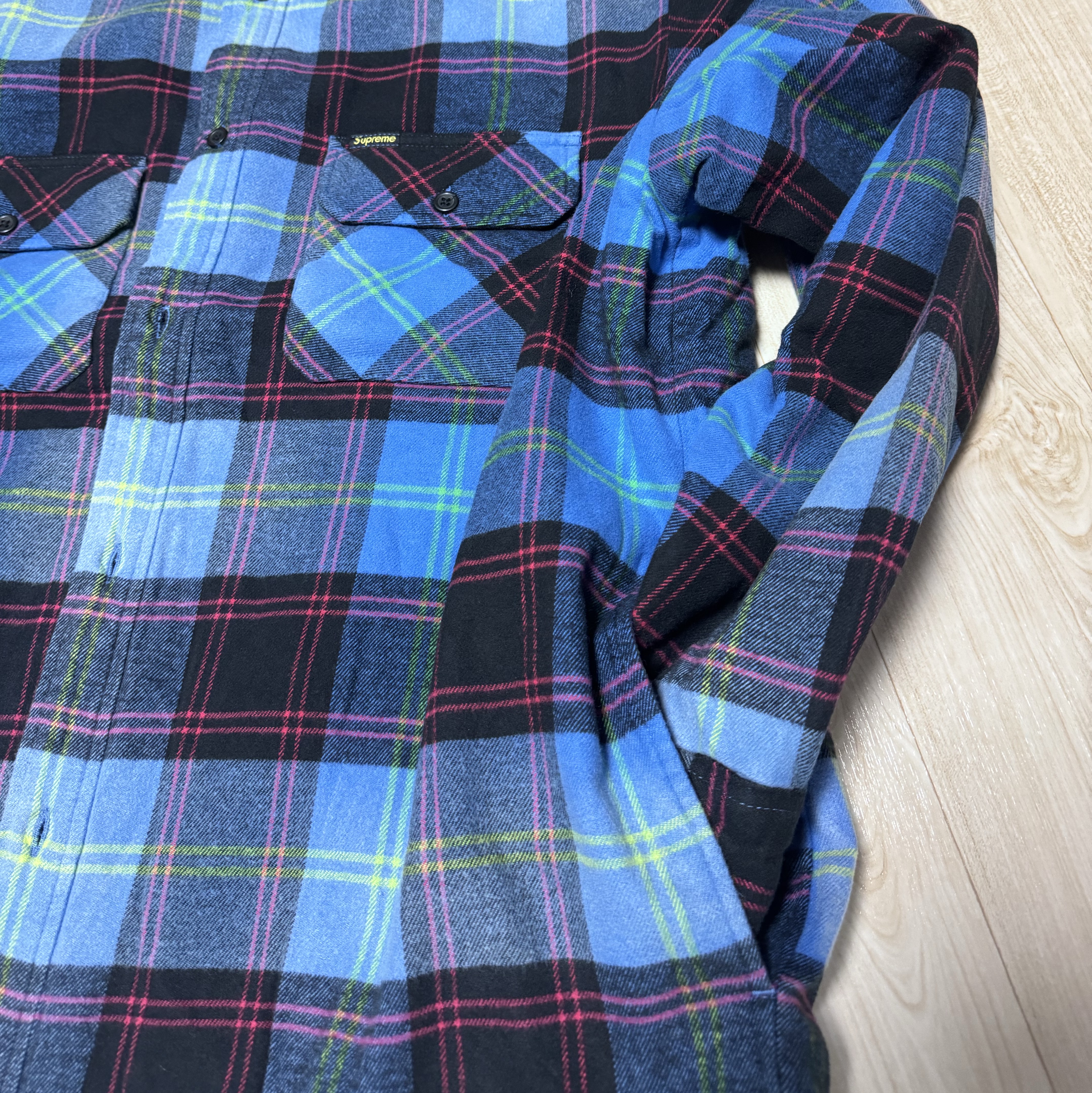 Supreme Quilted Plaid Shirt Blue - 24FW 착용 스타일 - 2