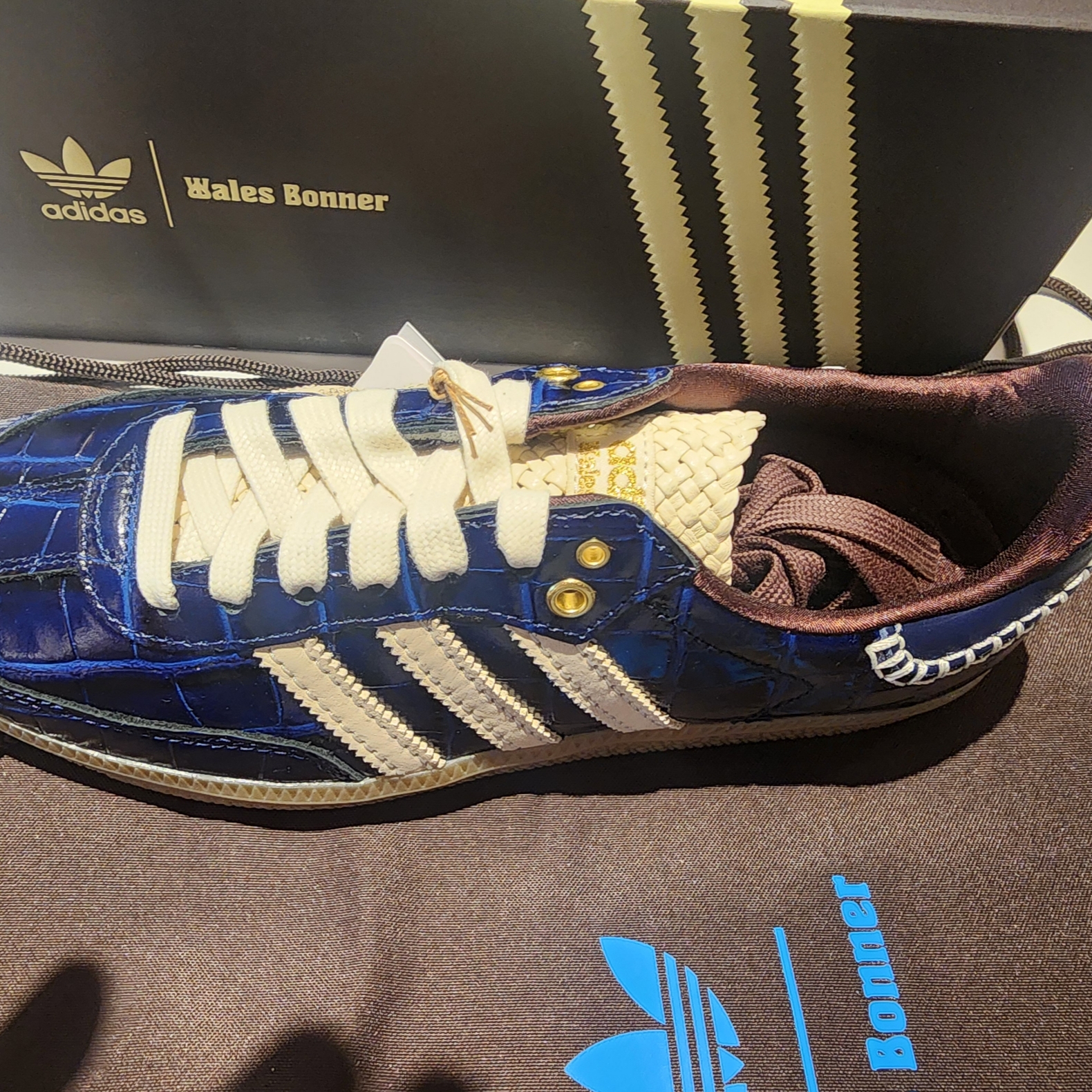 Adidas x Wales Bonner Samba Collegiate Navy Wonder White 착용 스타일 - 3